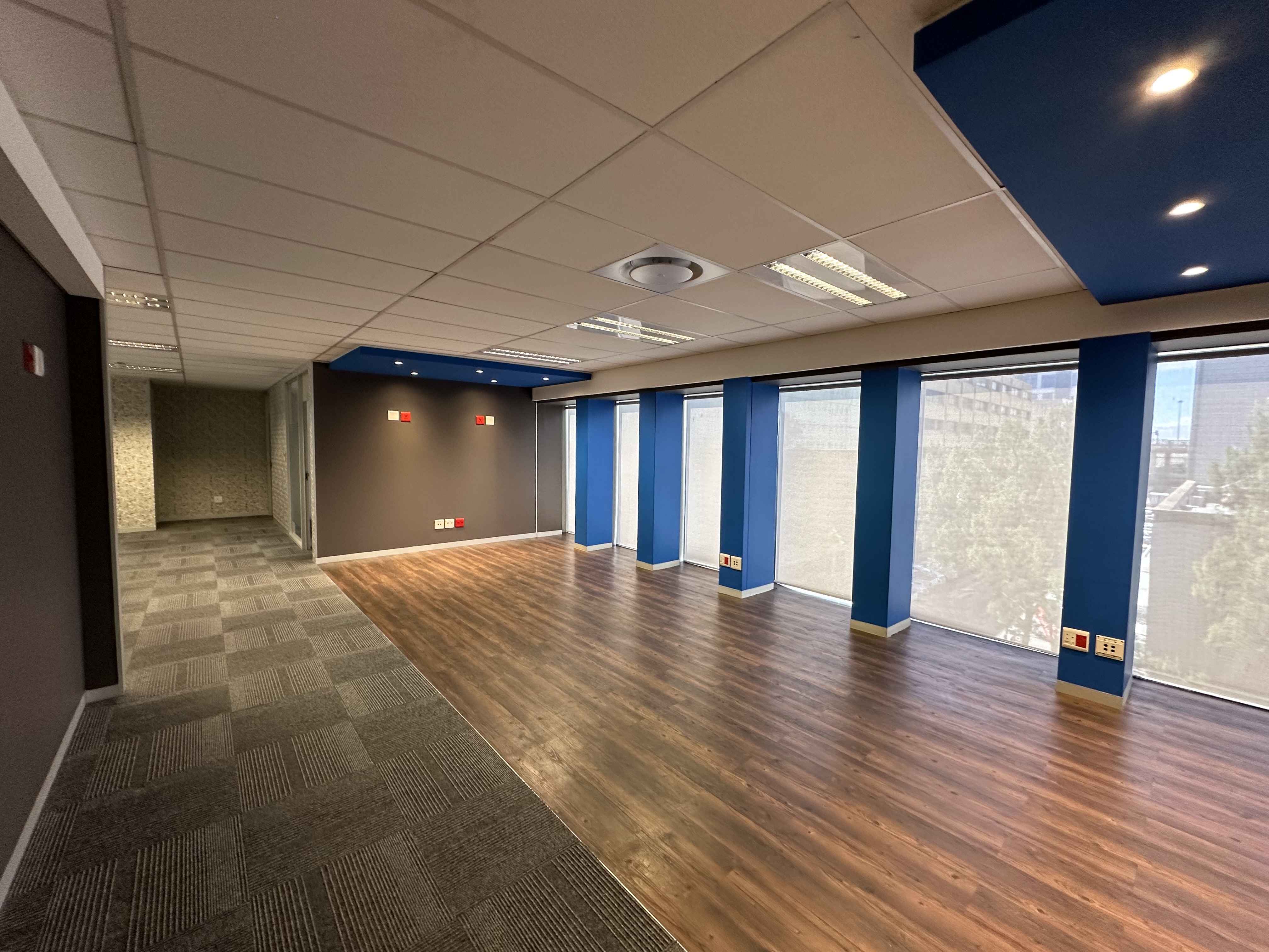 762m² Office Space to rent at Thomas Pattullo in Foreshore