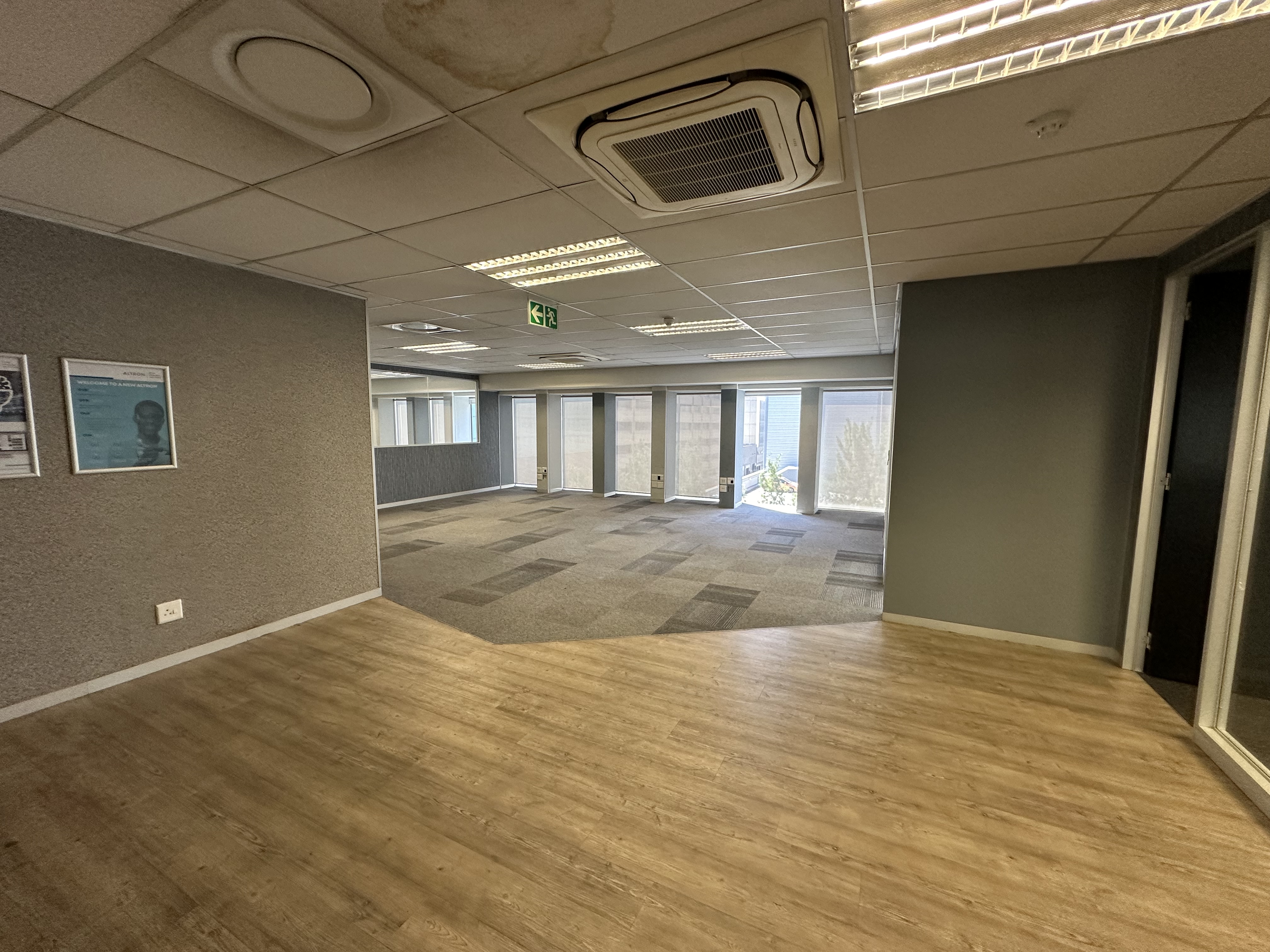 387m² Office Space to rent at Thomas Pattullo in Foreshore