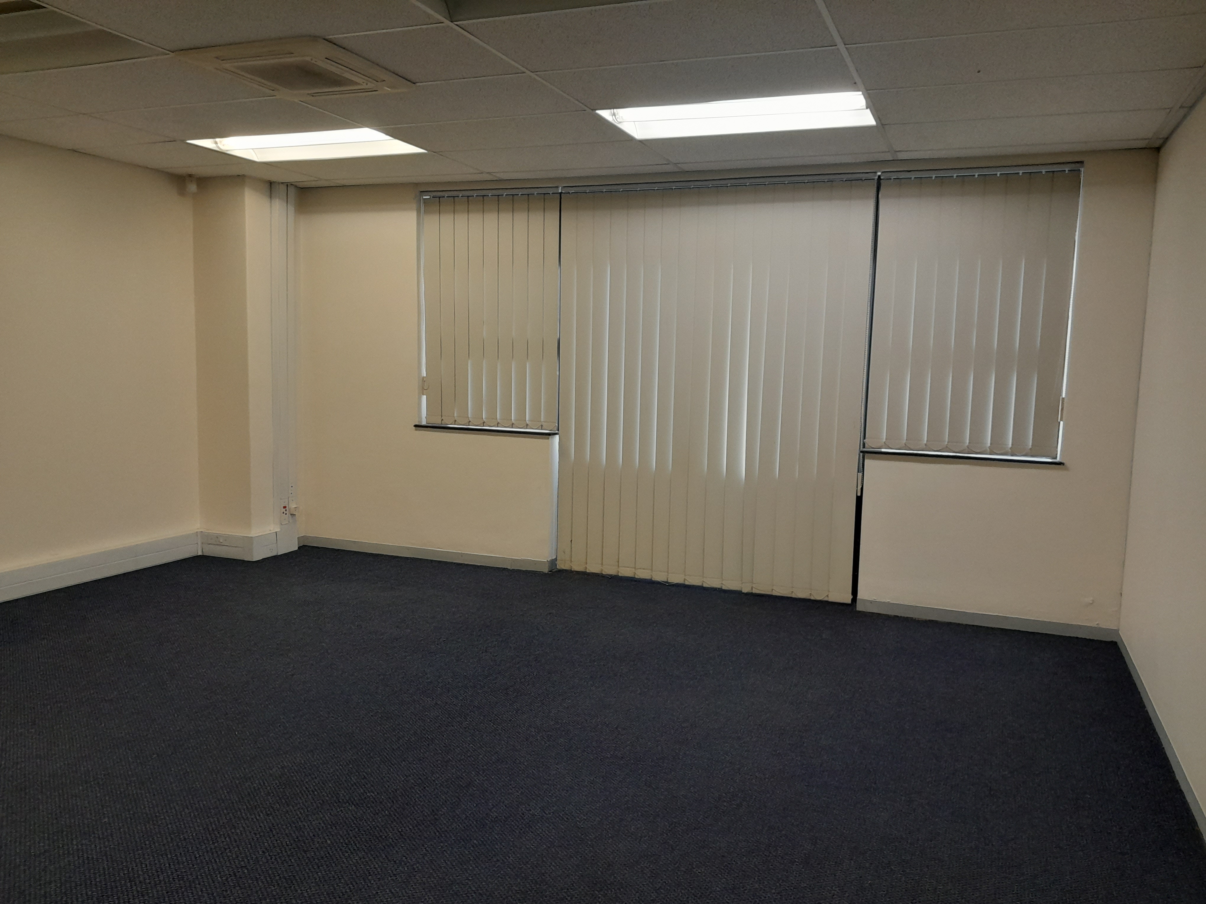 Office Space to rent at Travel House in Rosebank JHB