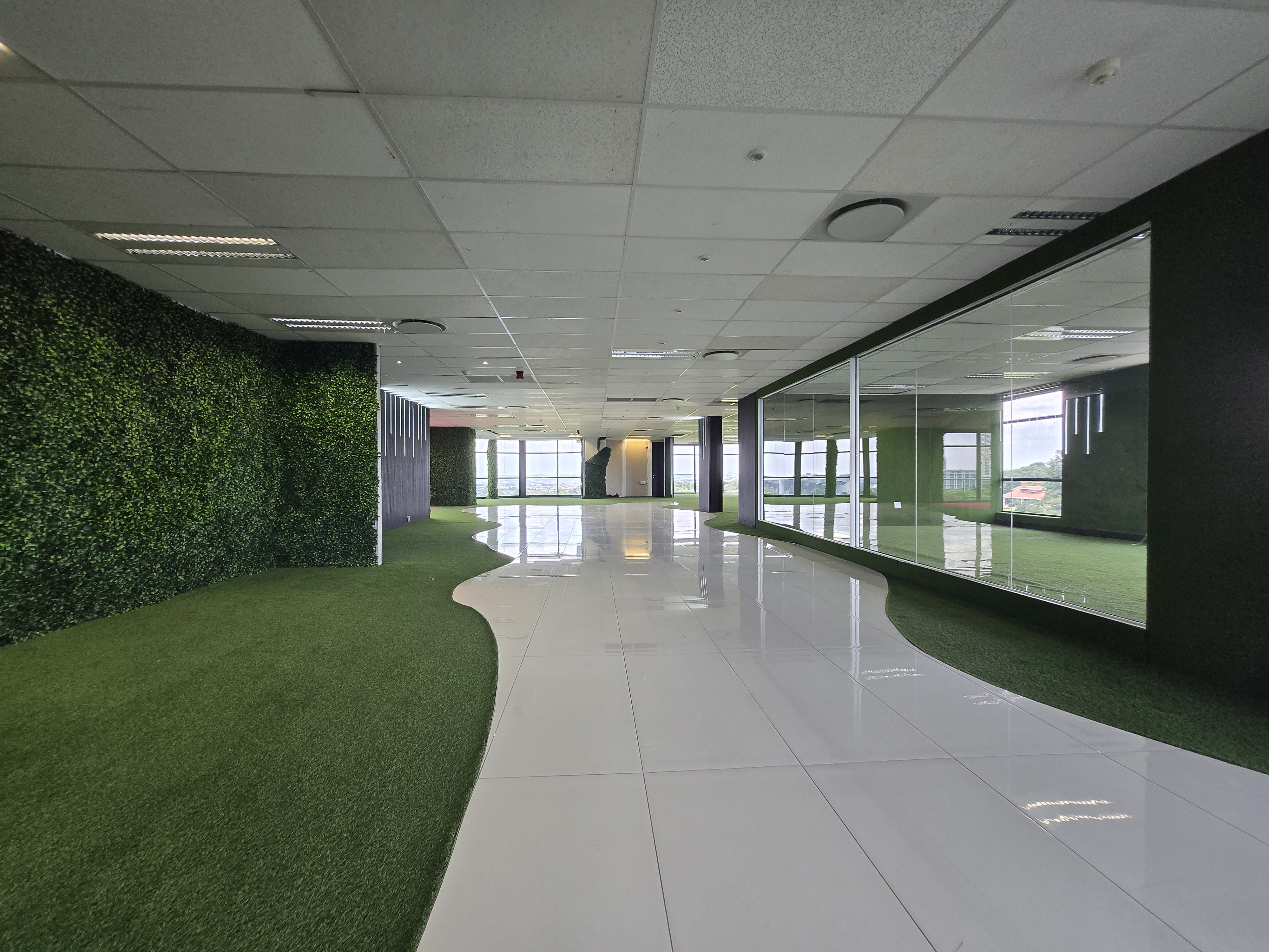 501m² Office Space to rent at Vdara in Sandhurst