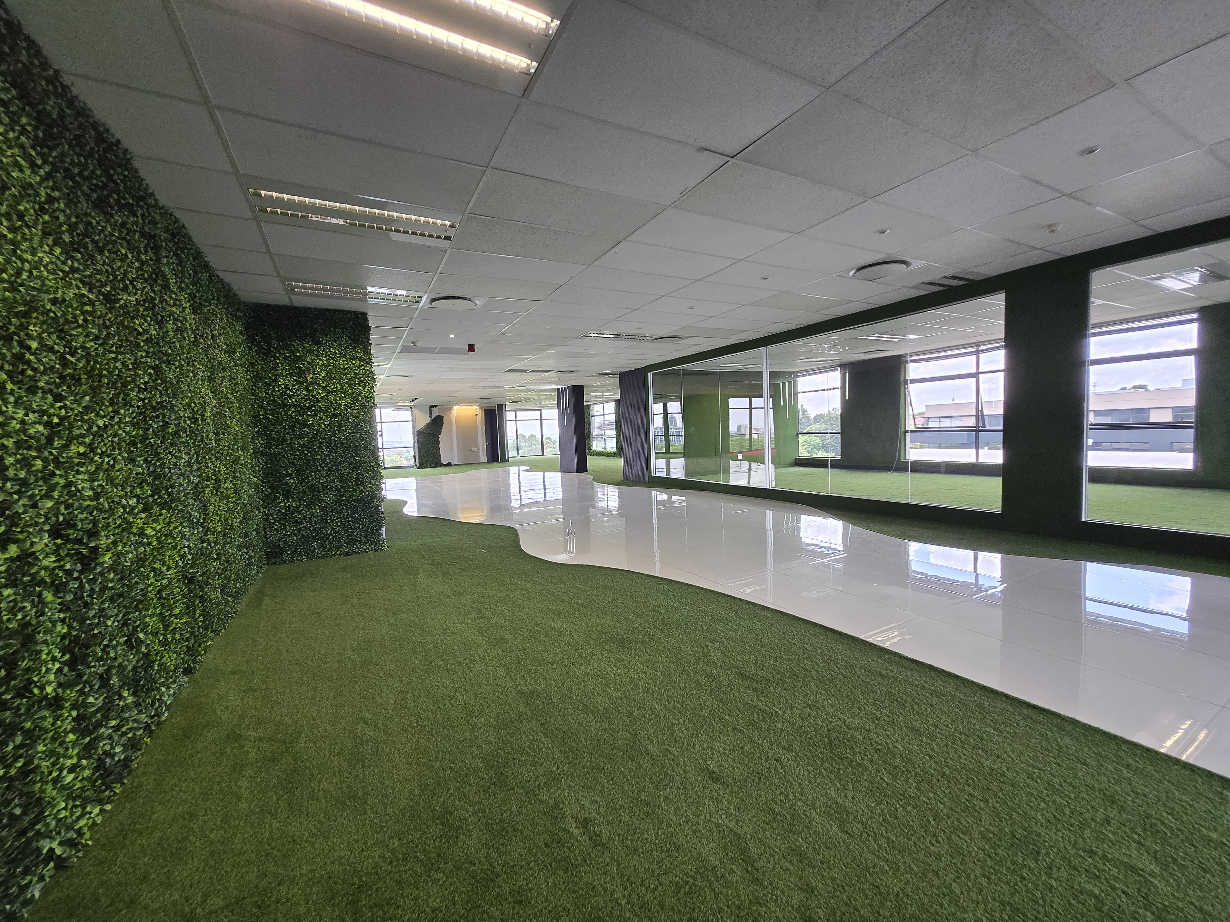 501m² Office Space to rent at Vdara in Sandhurst