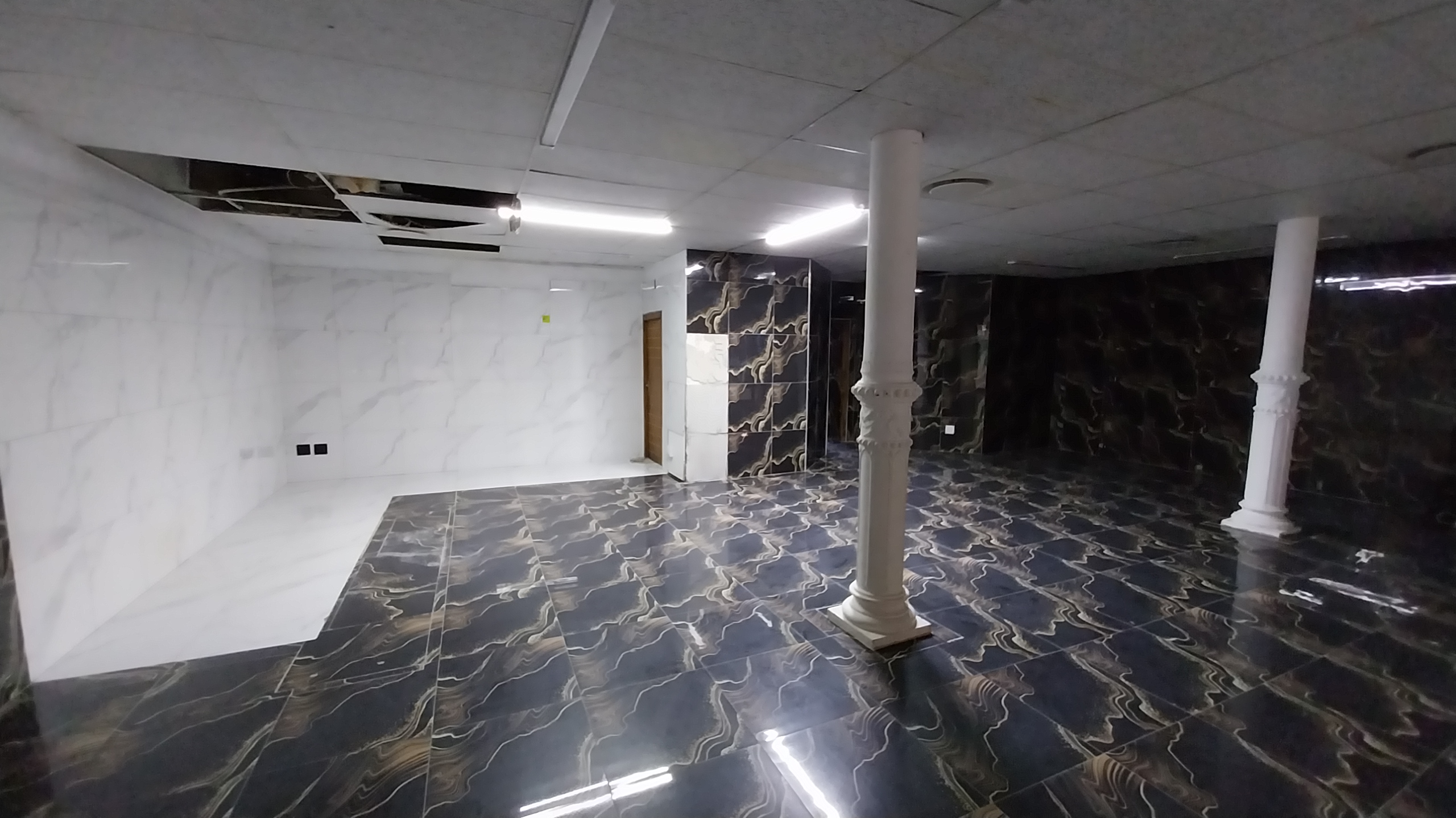 148m² Retail Shops to rent at 32 St Georges Mall in Cape Town CBD