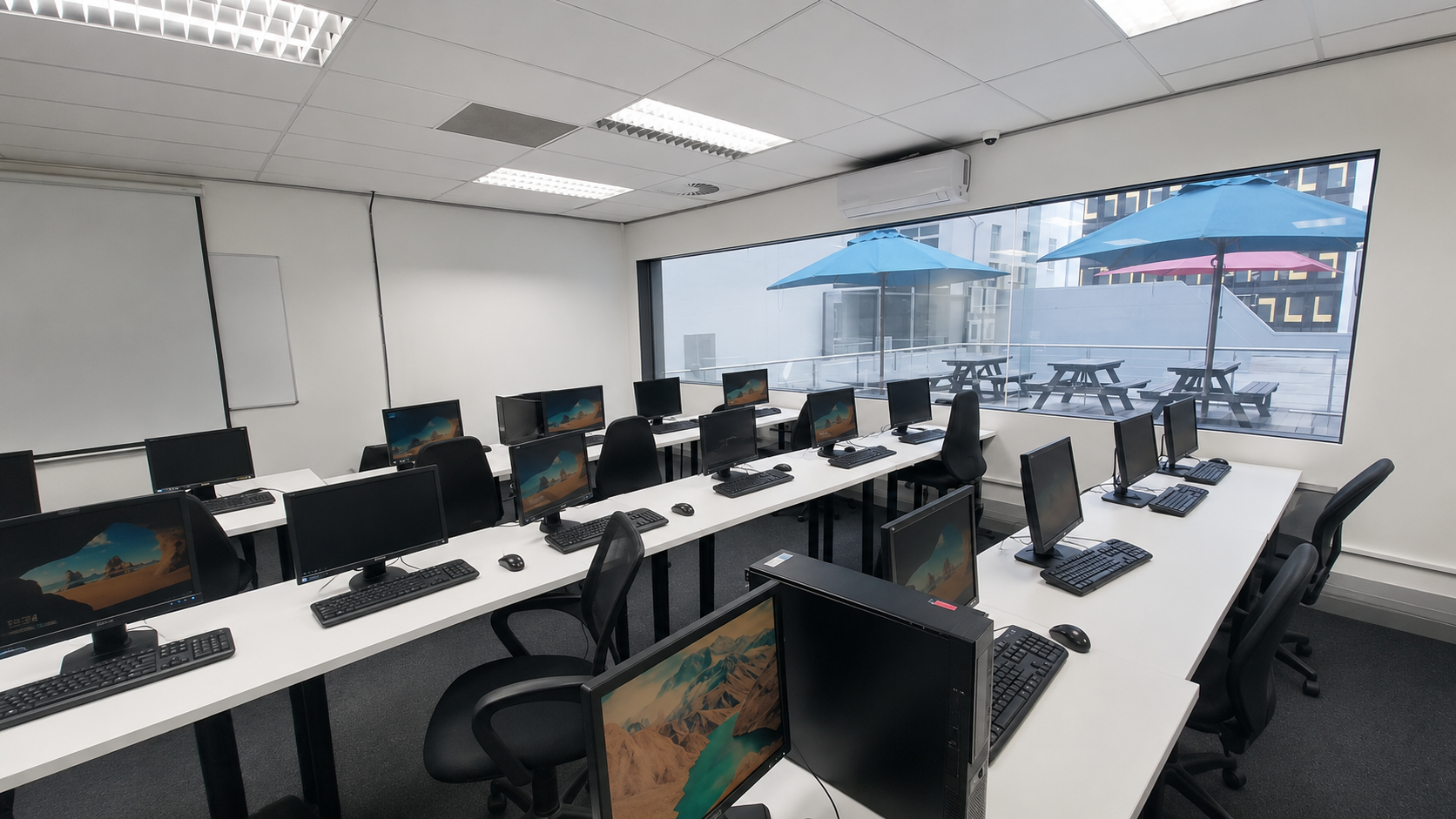 1 468m² Office Space to rent at 9 Long Street in Cape Town CBD
