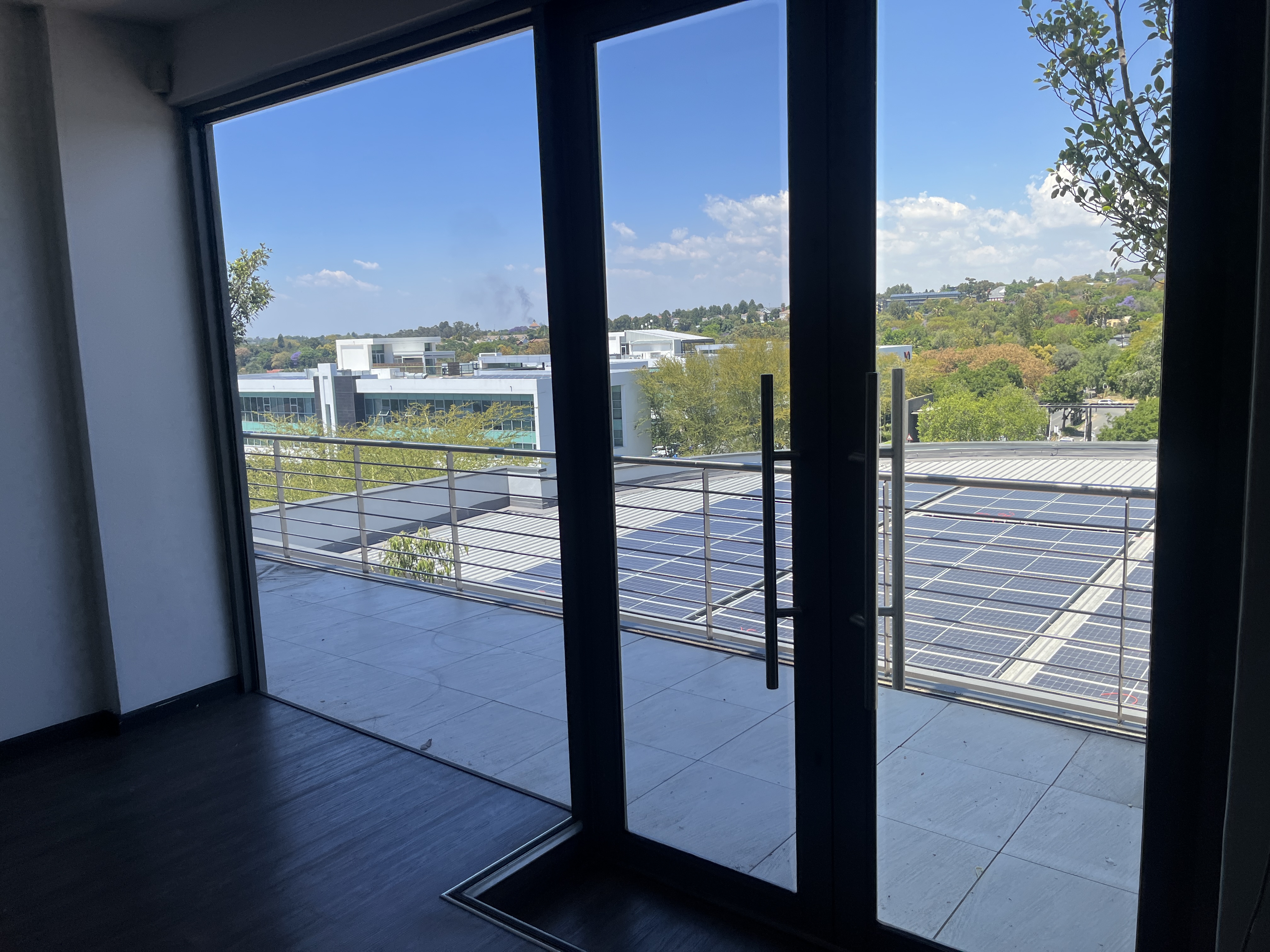 267m² Office Space to rent at Design Quarter Retail Offices in Fourways