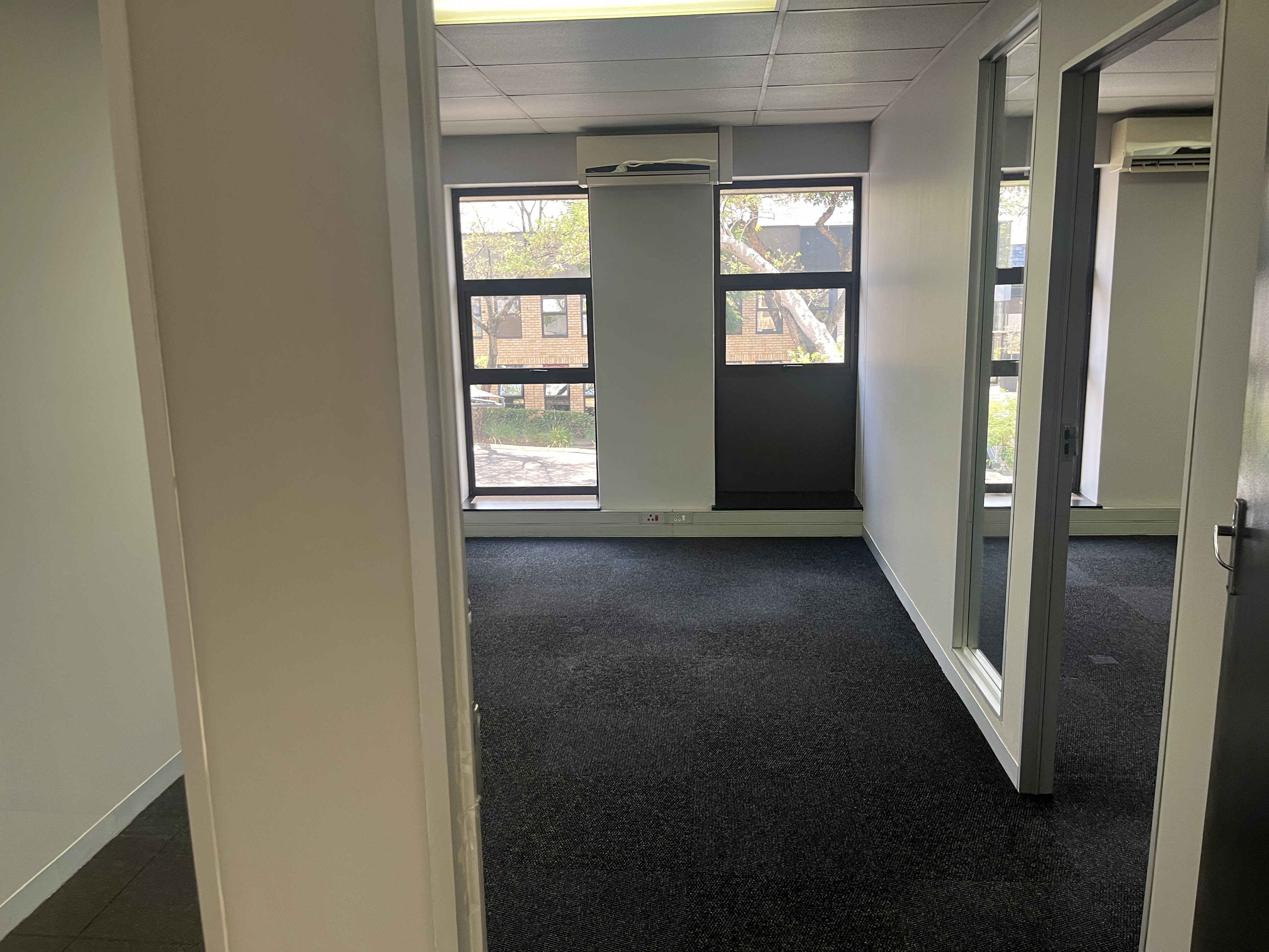 235m² Office Space to rent at Hurlingham Office Park in Hurlingham