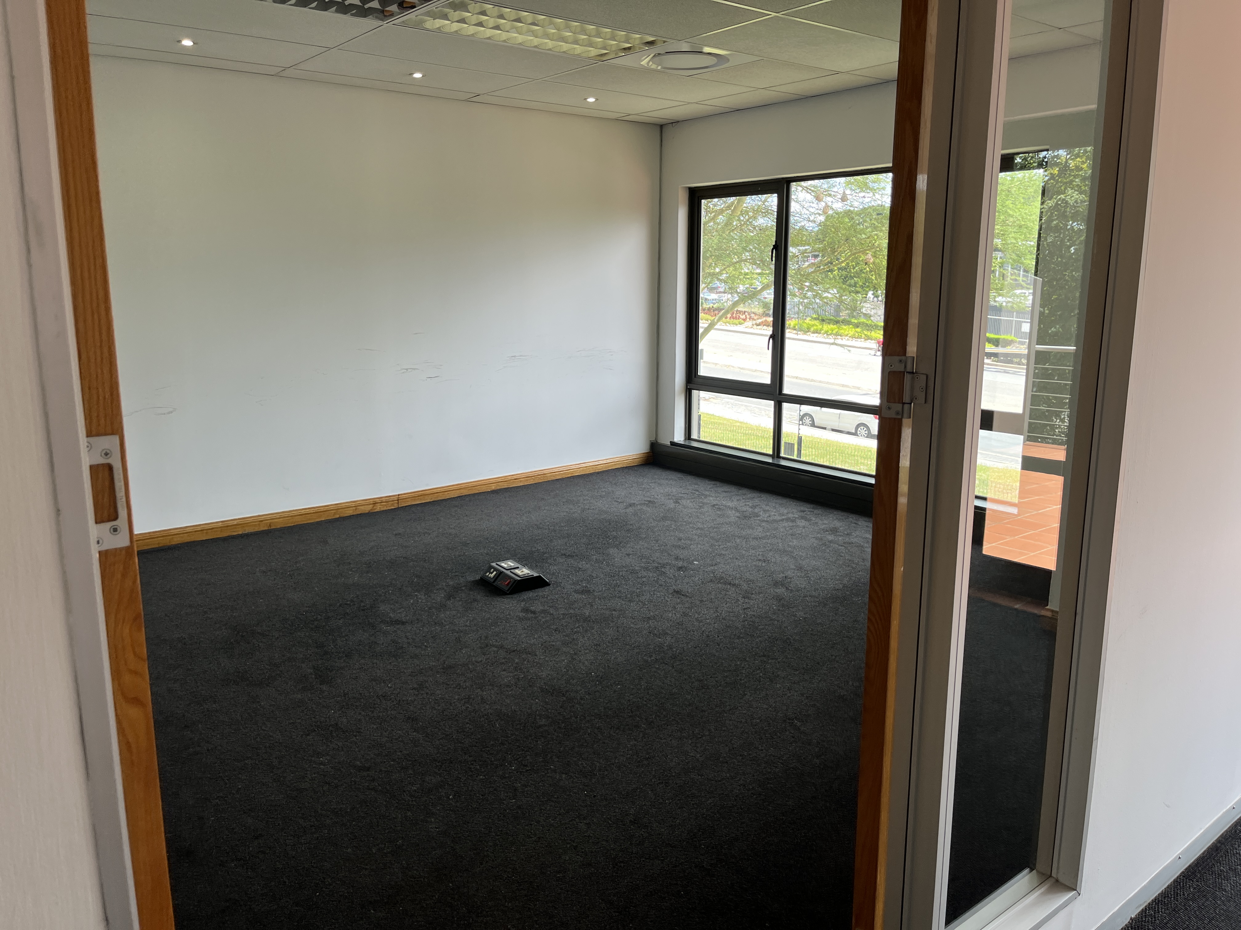 Office Space to rent at Little Fourways Office Park in Magaliessig