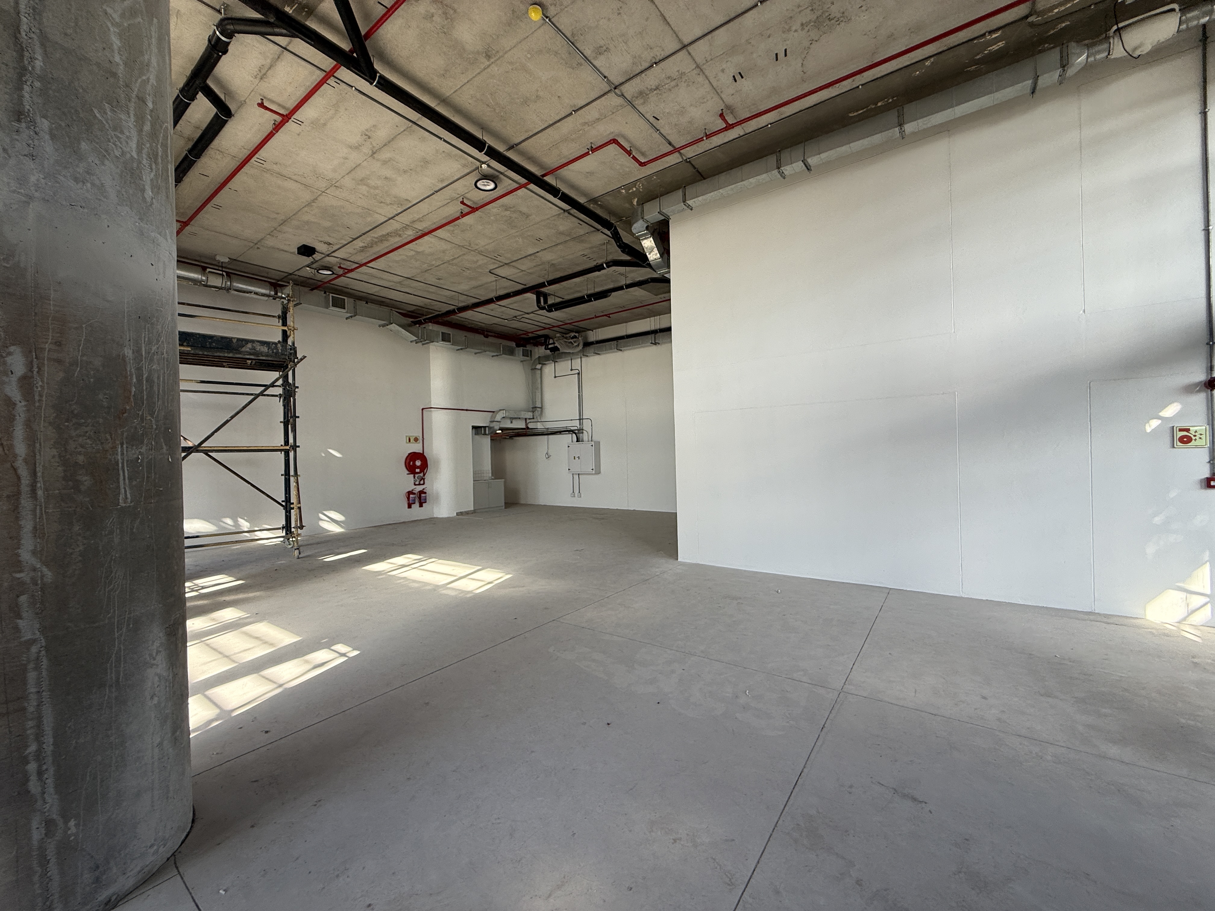 Retail Shops to rent at Maritime Place in Paarden Eiland