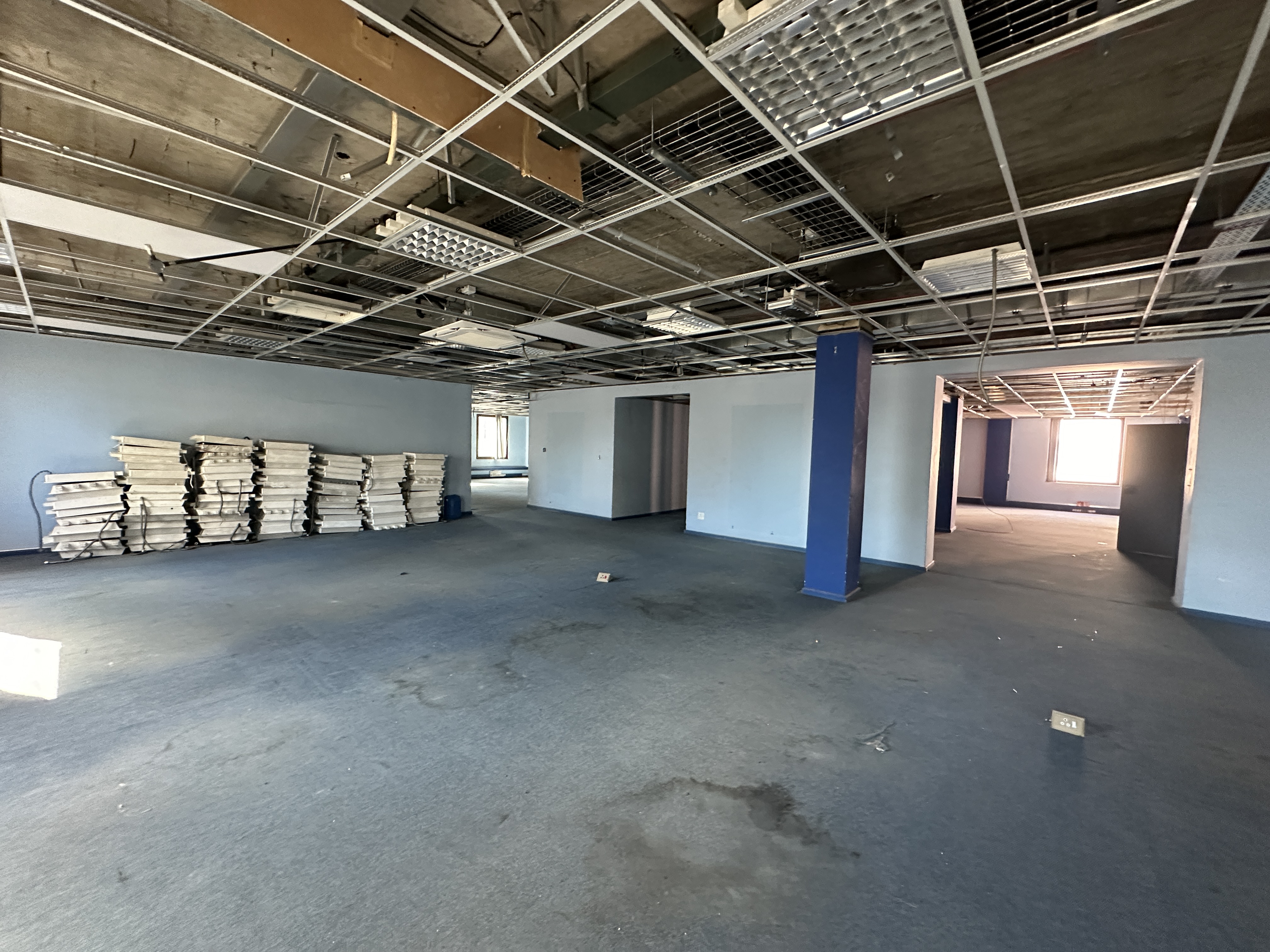 1 200m² Office Space to rent at Matador Centre in Cape Town CBD