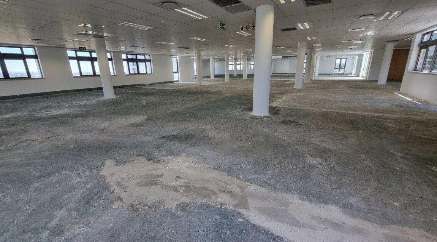 1 155m² Office Space to rent at Maxwell Office Park Building 1 in Waterfall City