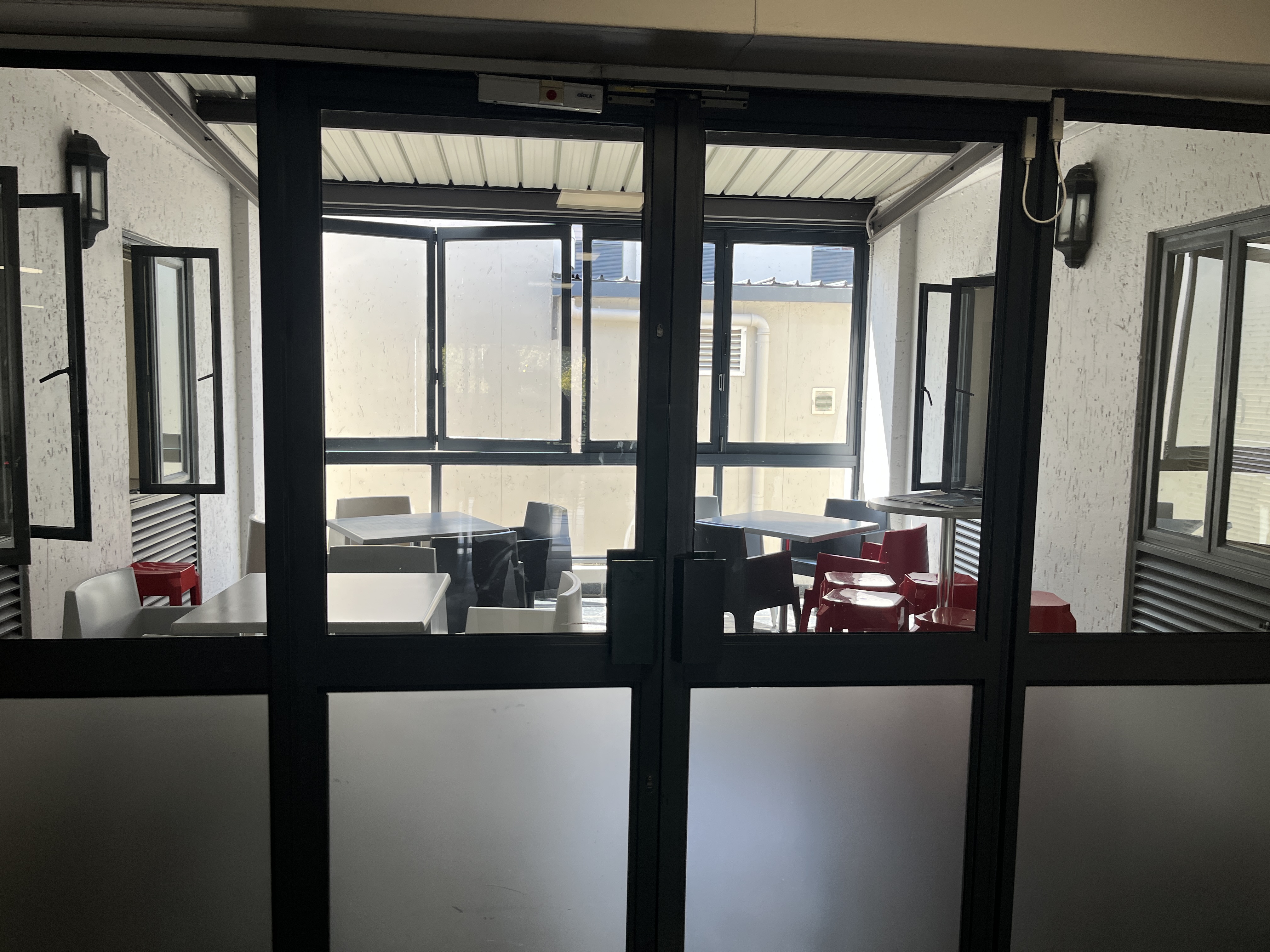 Office Space to rent at Pineslopes Shopping Centre in Fourways