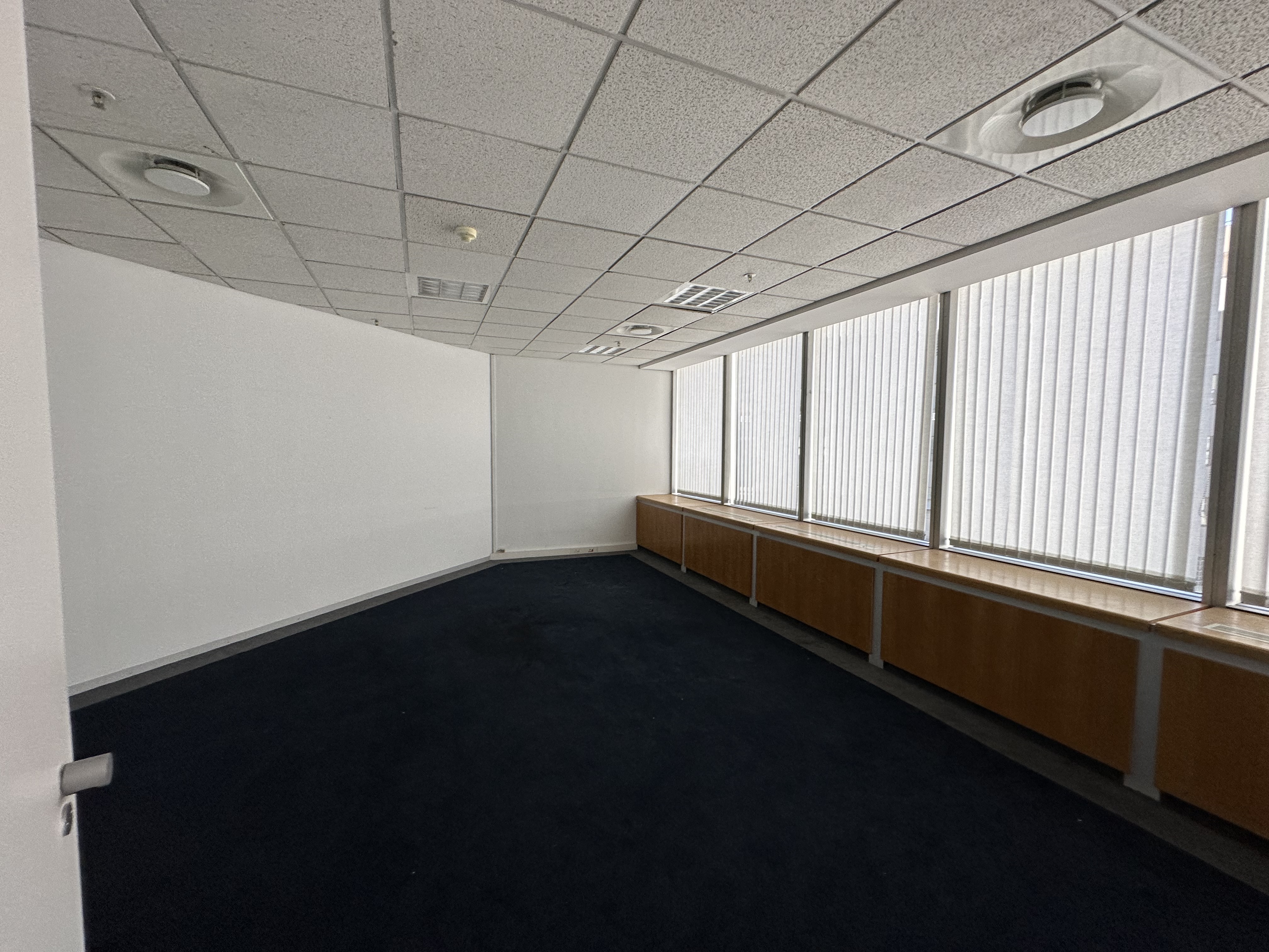 656m² Office Space to rent at SA Reserve Bank Building in Cape Town CBD
