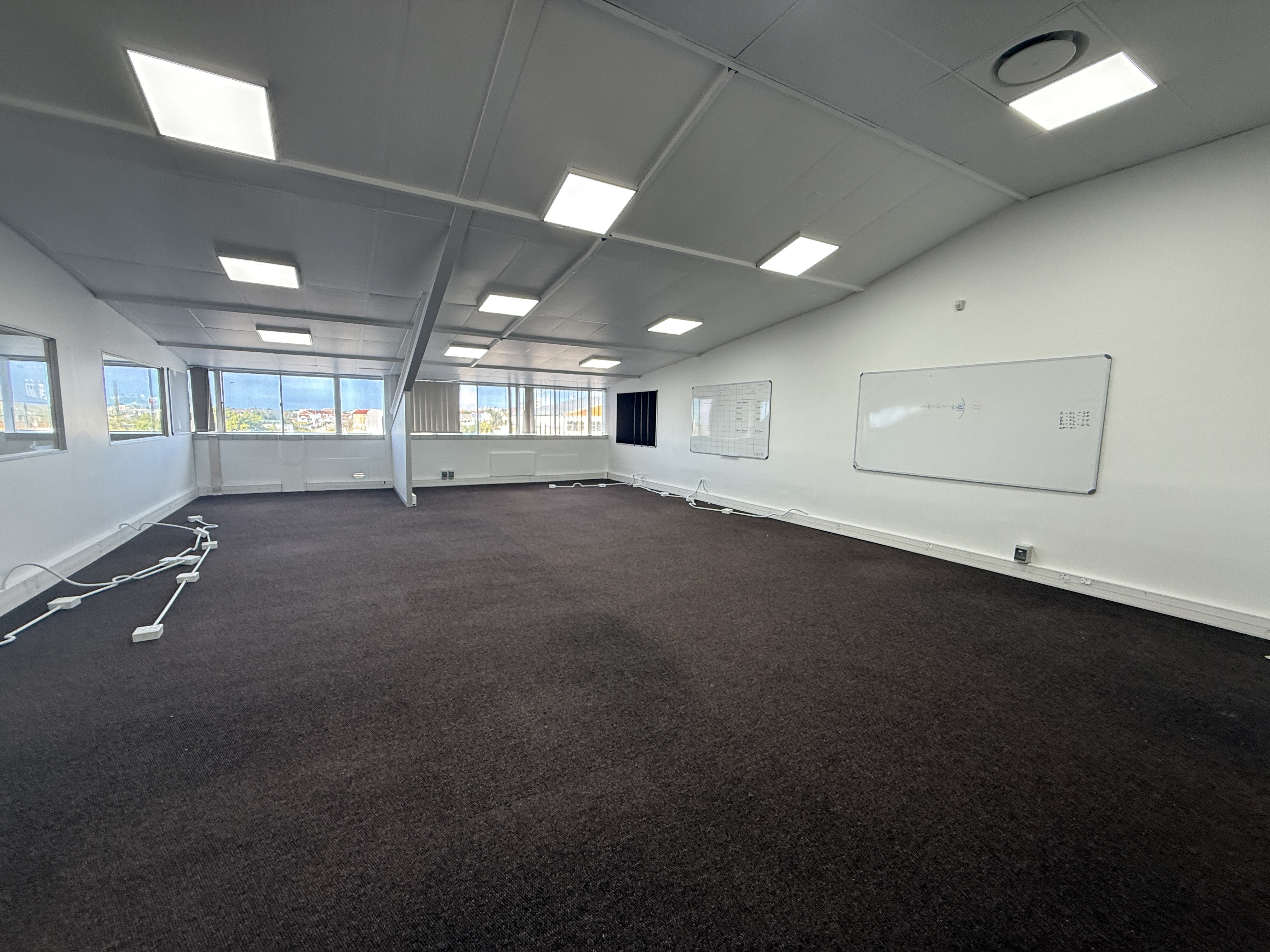 477m² Office Space to rent at The Waverley Business Park in Observatory