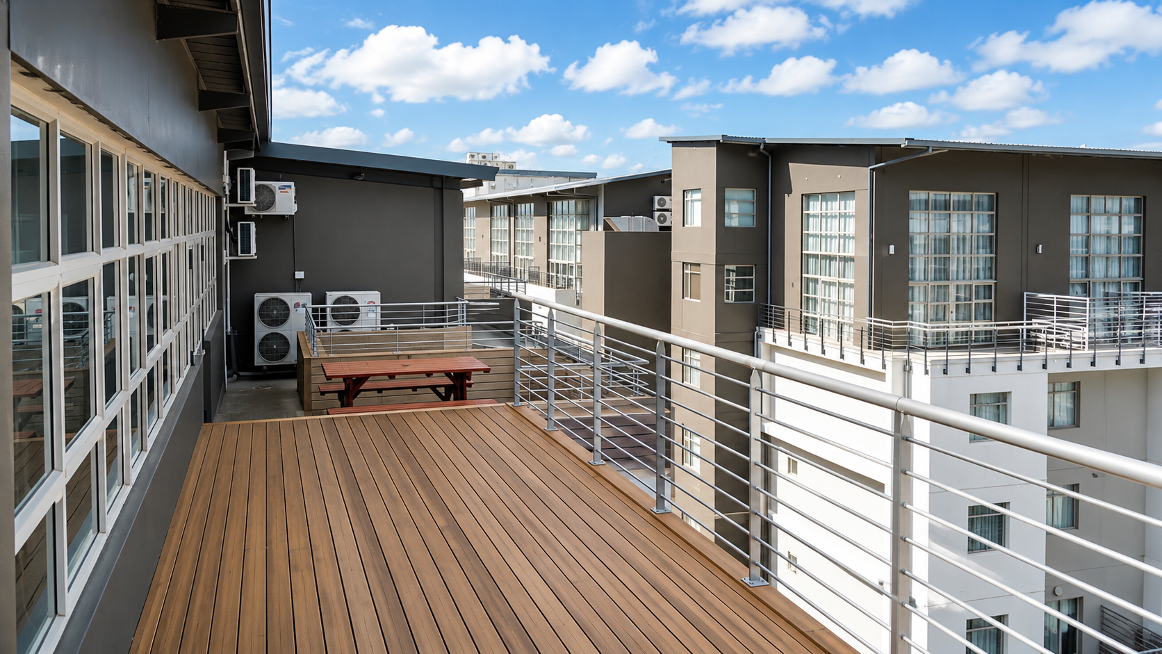 133m² Office Space to rent at Upper East Side in Salt River