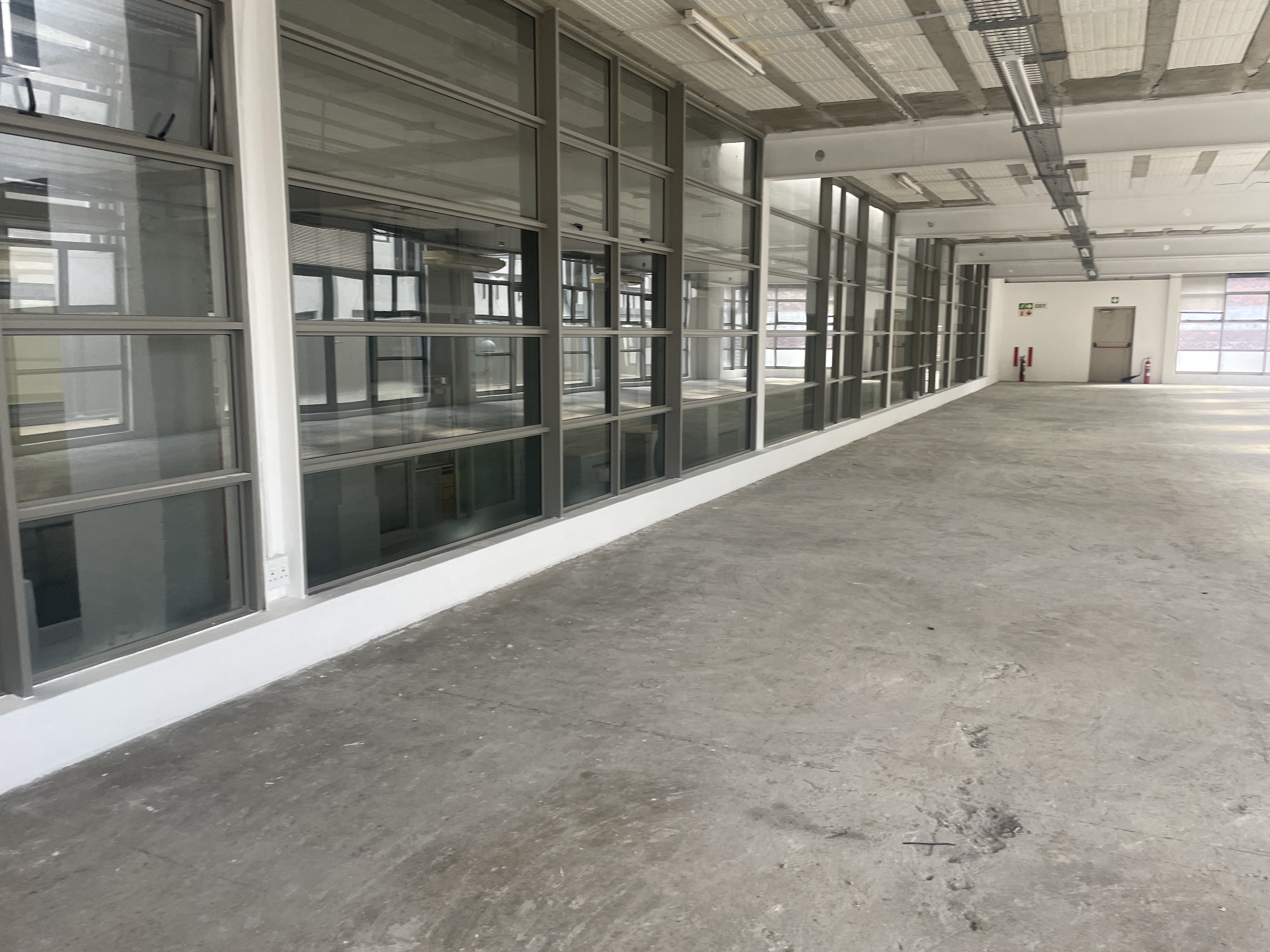 343m² Office Space to rent at Upper East Side in Salt River