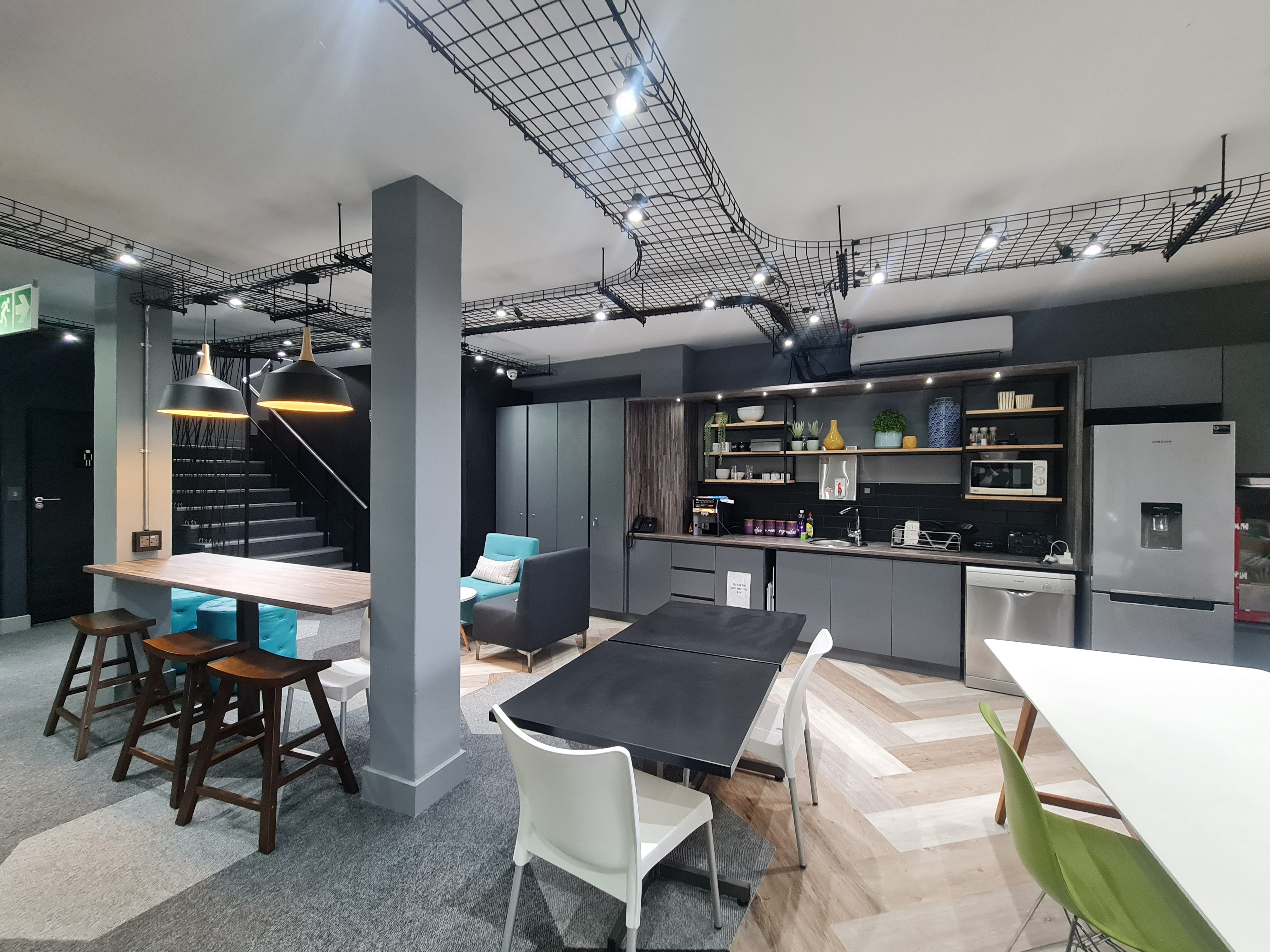 432m² Office Space to rent at Century Square in Century City