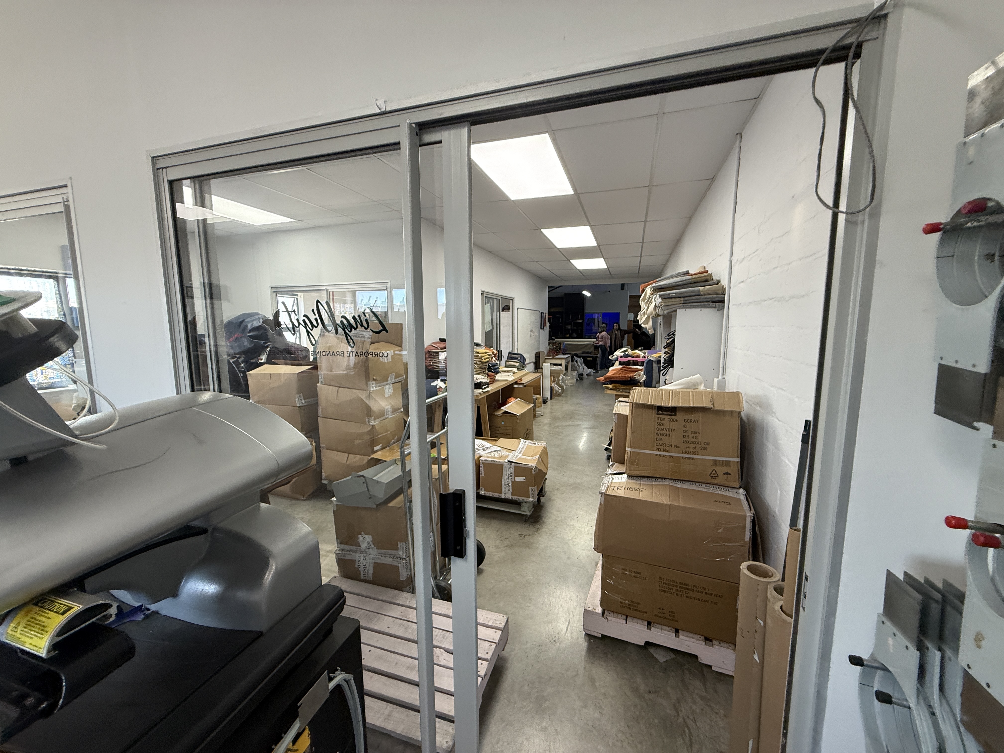 Warehouse to rent at Firgrove Business Park in Firgrove