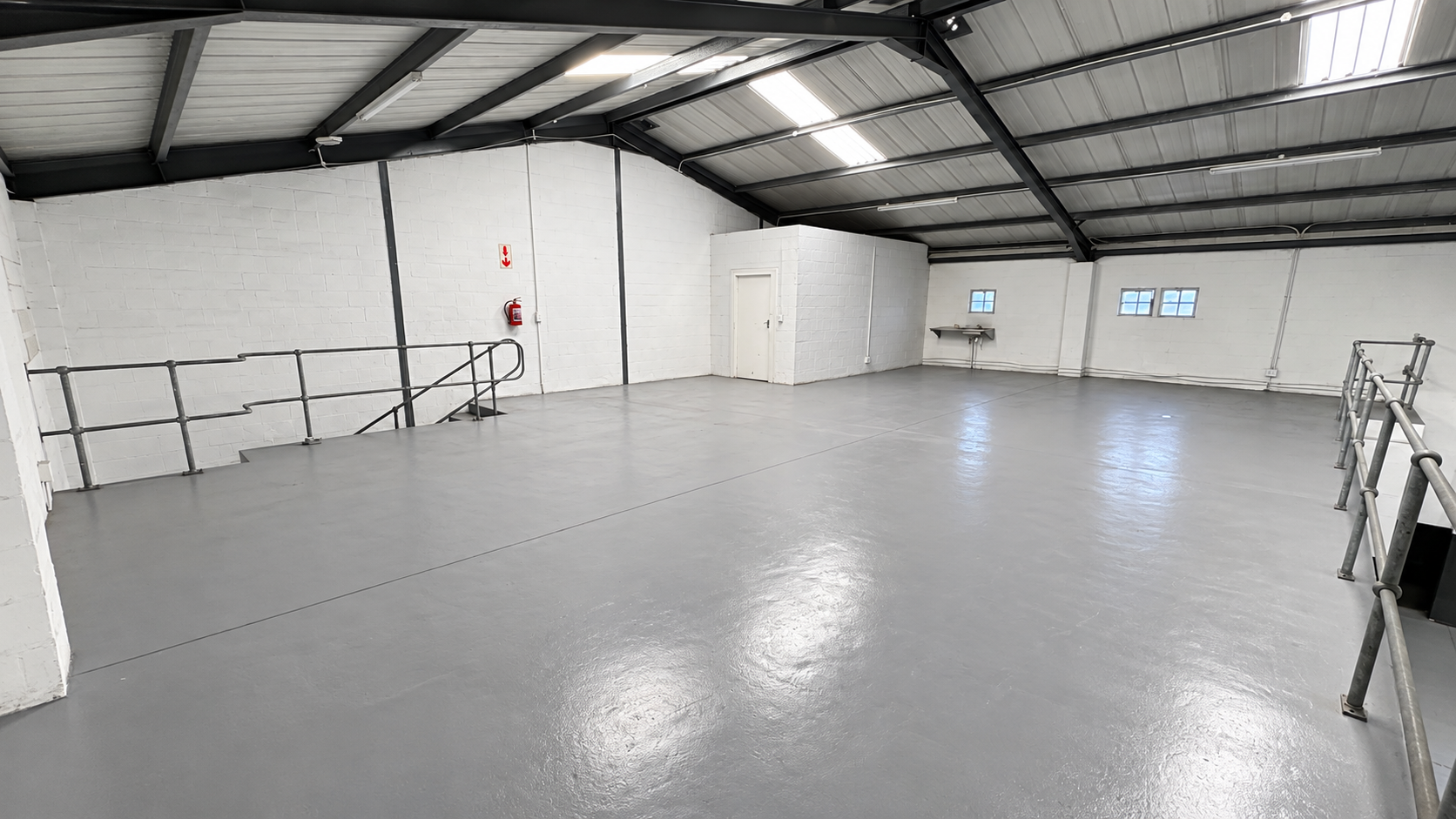 420m² Warehouse to rent at Gunners Factory Park in Epping Industrial