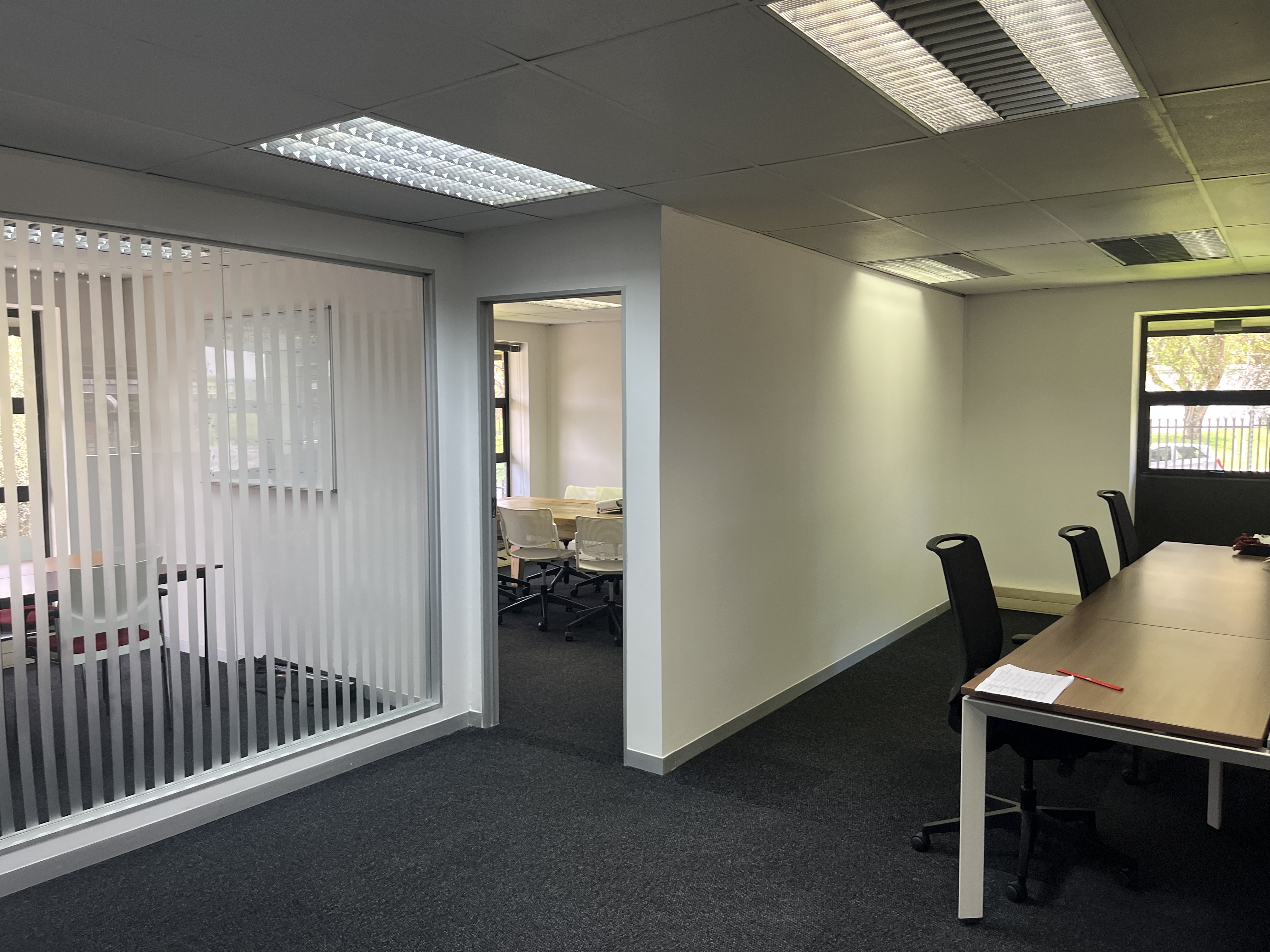 150m² Office Space to rent at Hurlingham Office Park in Hurlingham