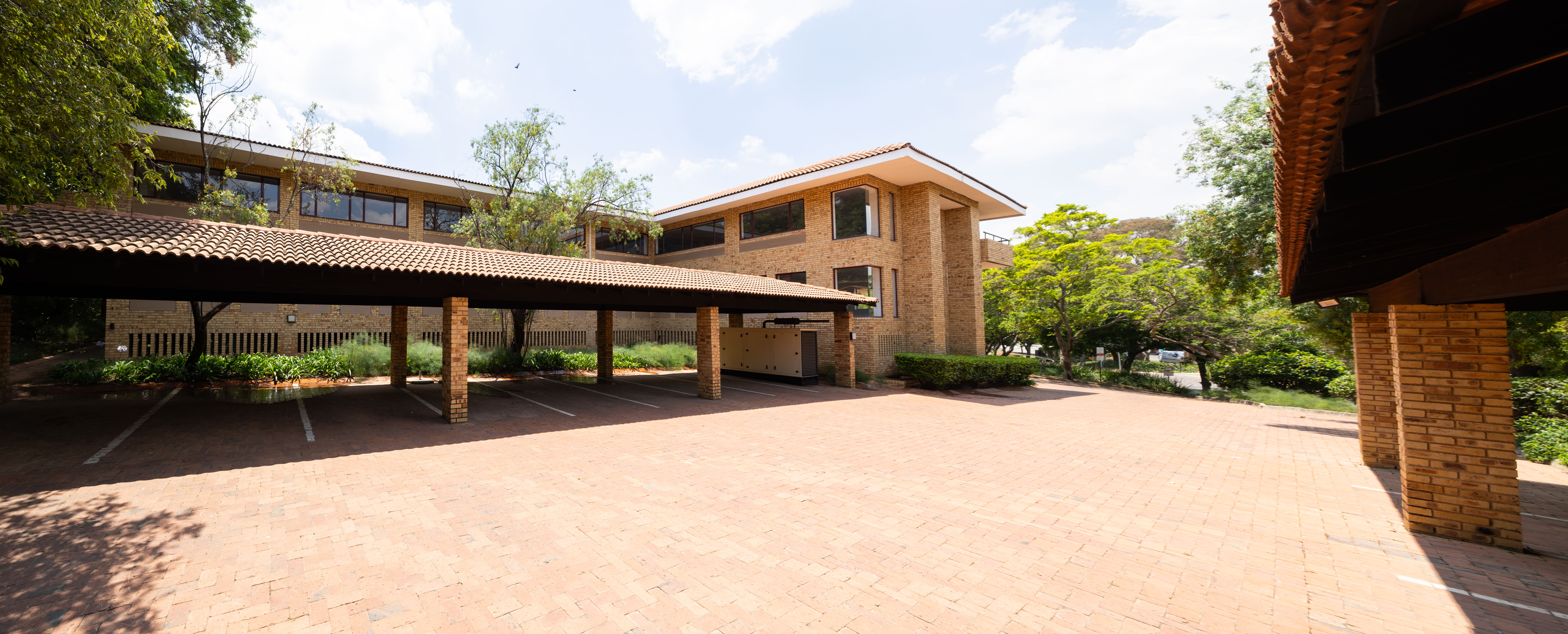 779m² Office Space to rent at Kernick House in Midrand