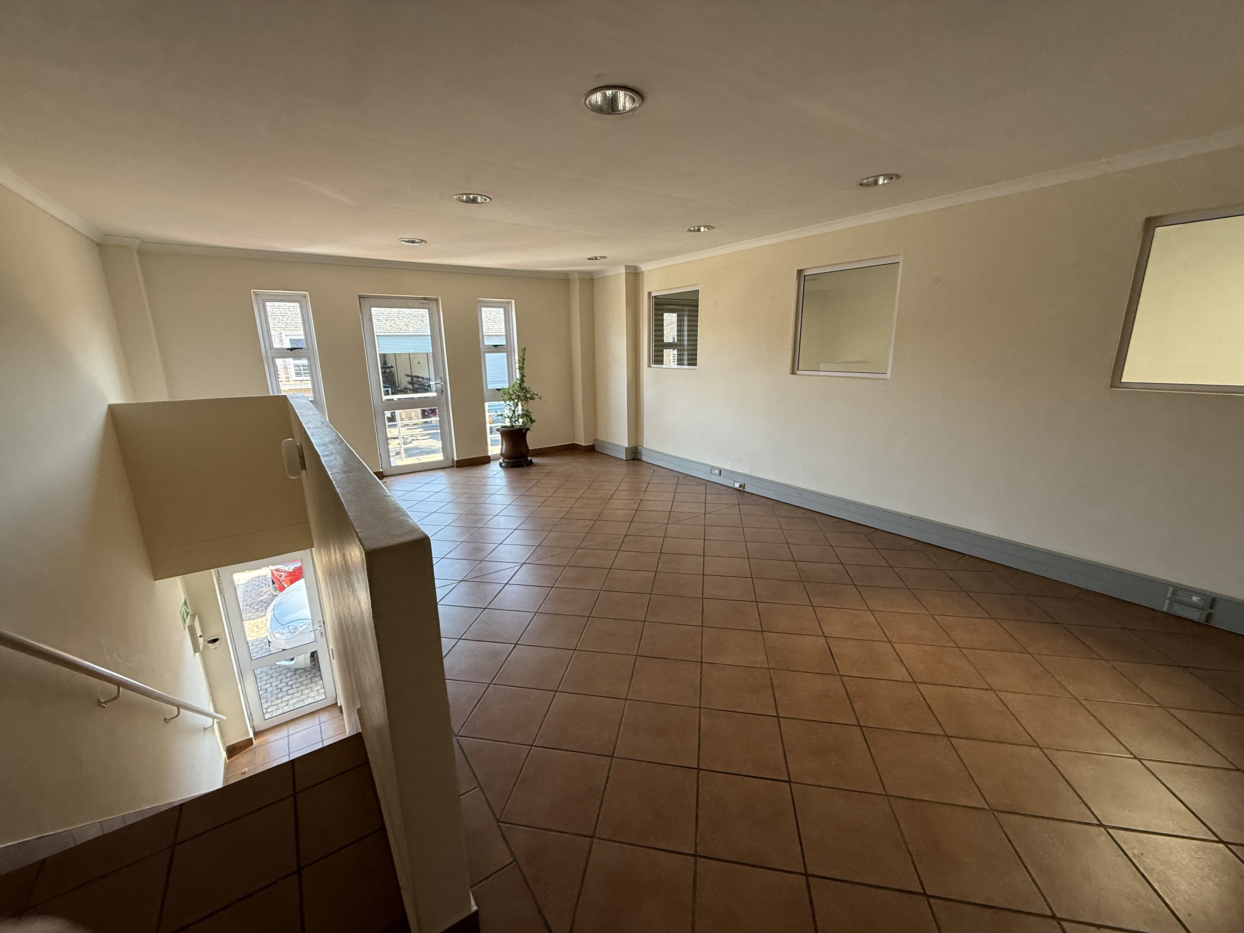 259m² Warehouse to rent at Meerlust Park - Asla Park in Strand