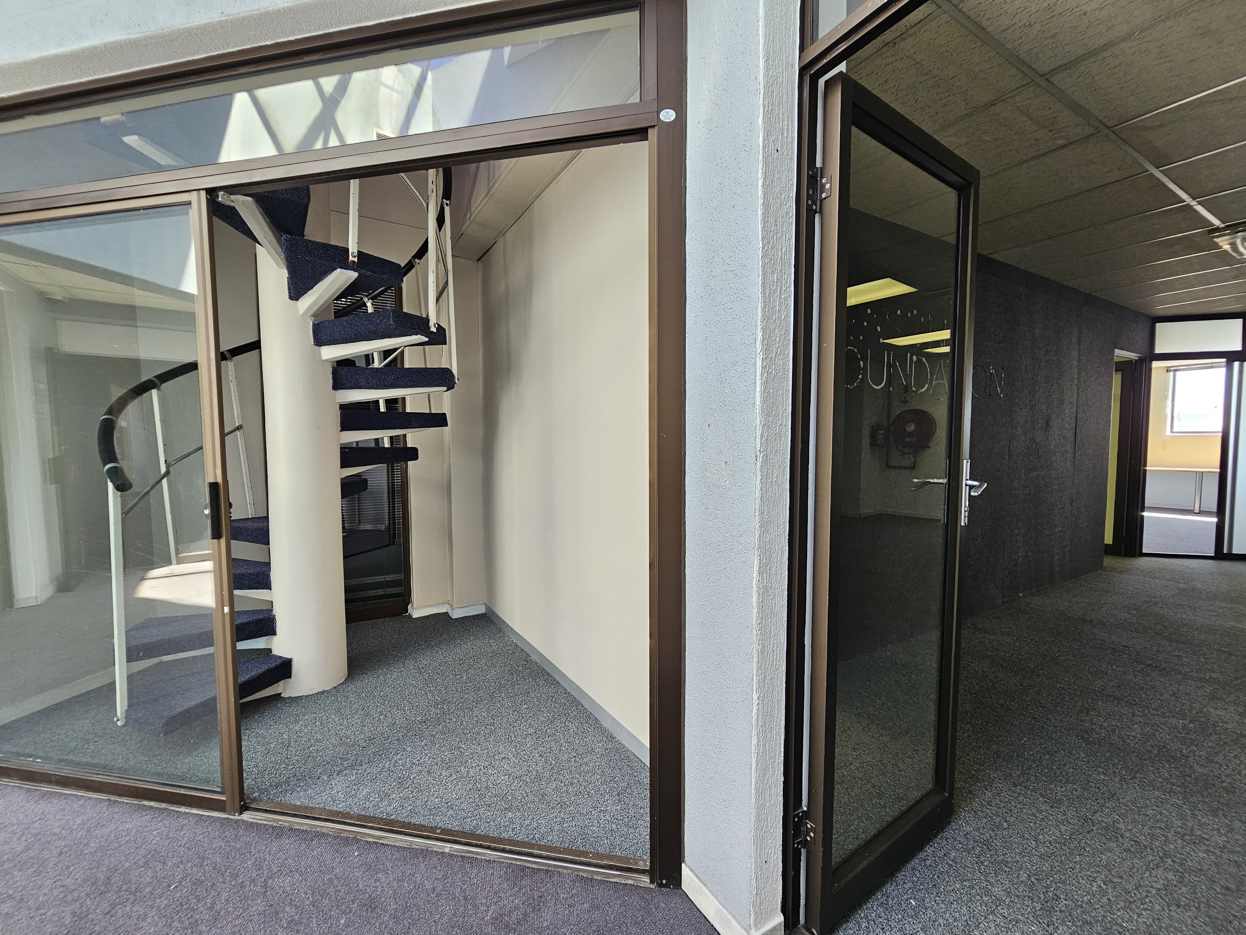 604m² Office Space to rent at Omni Park in Bo Oakdale