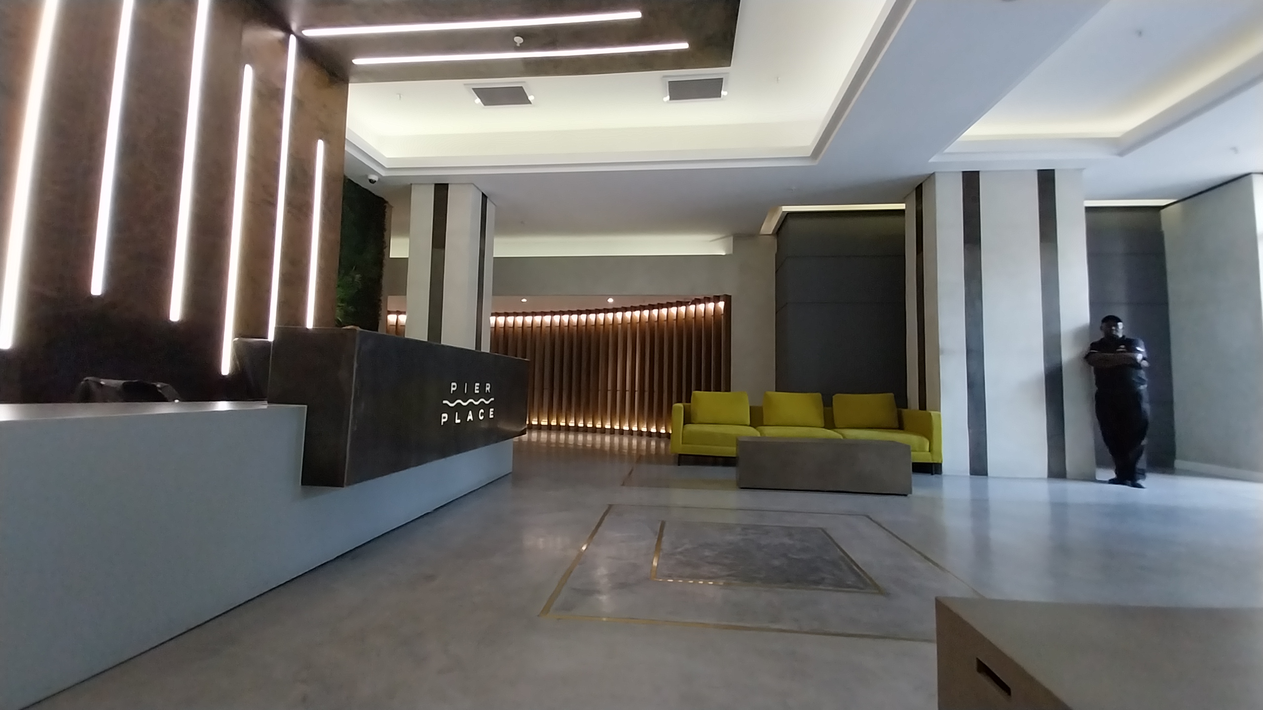 363m² Retail Shops to rent at Pier Place in Foreshore