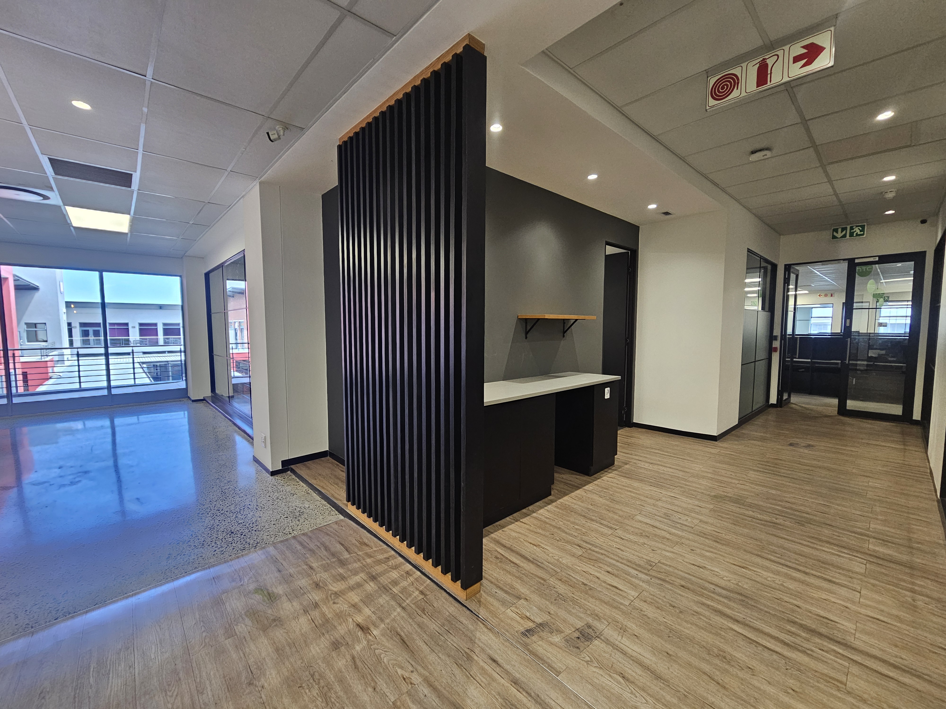 1 095m² Office Space to rent at Sable Square in Sanddrift