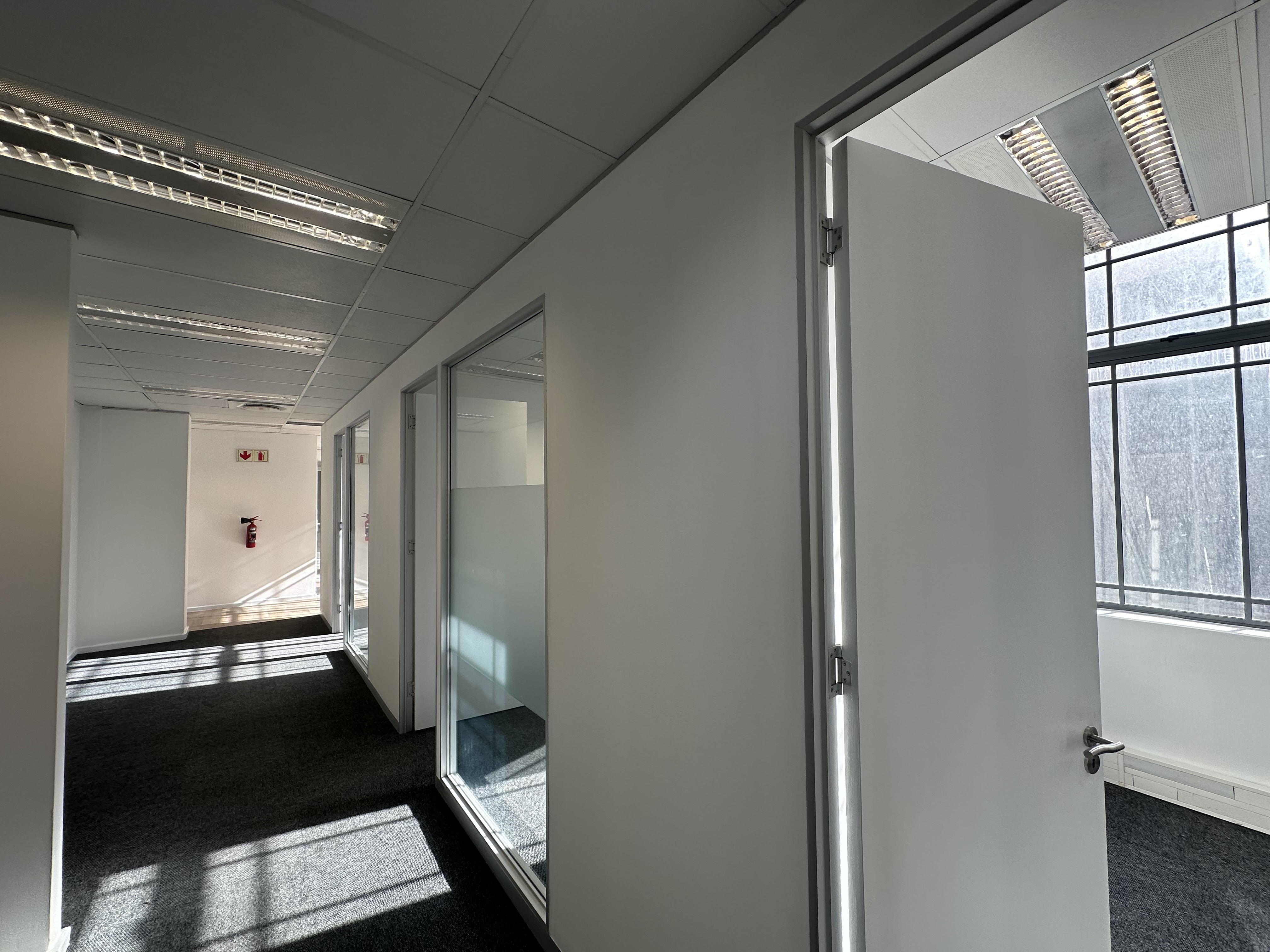 171m² Office Space to rent at Salga House in Cape Town CBD