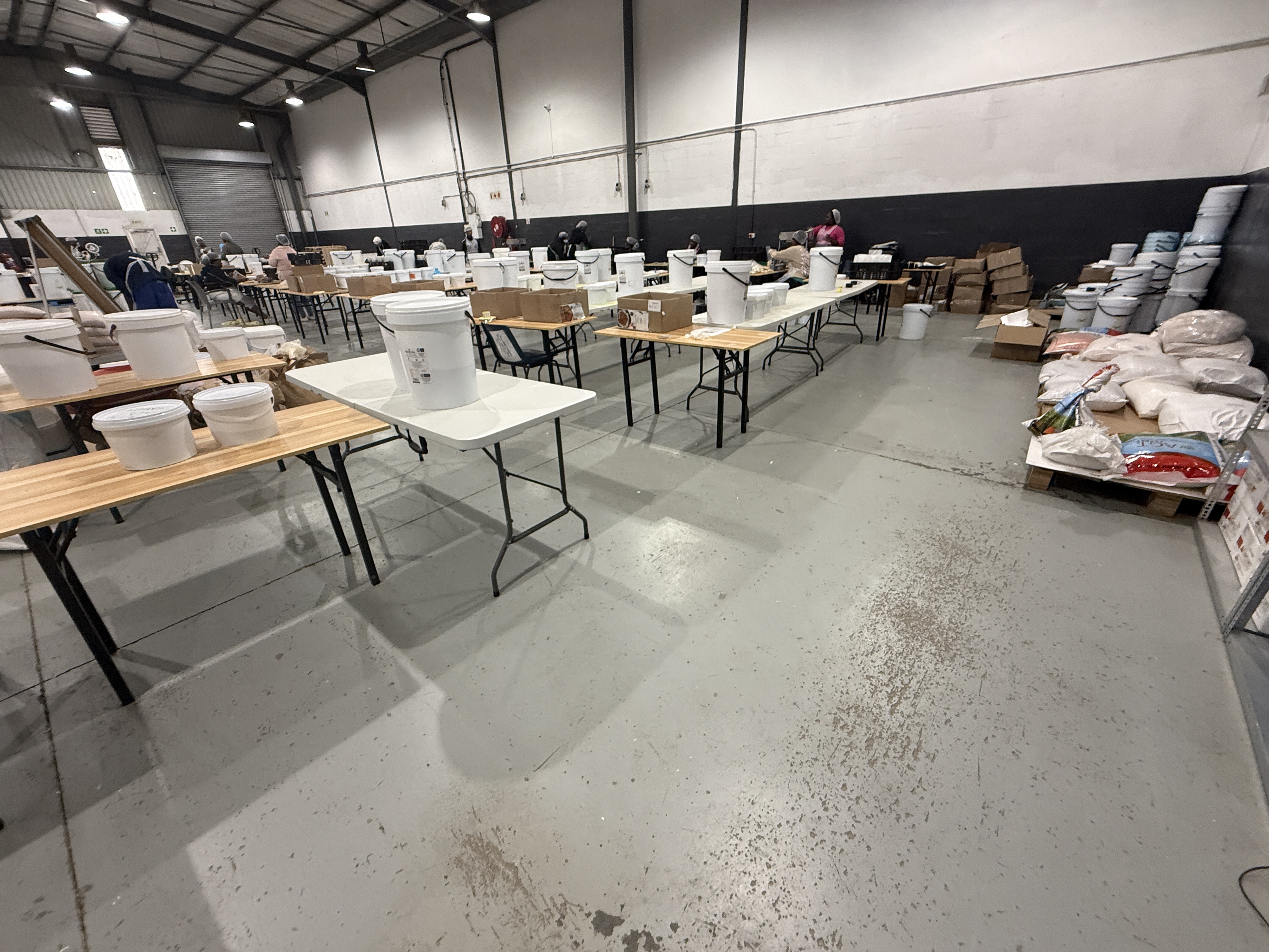 528m² Warehouse to rent at The Grove Business Park in Somerset West