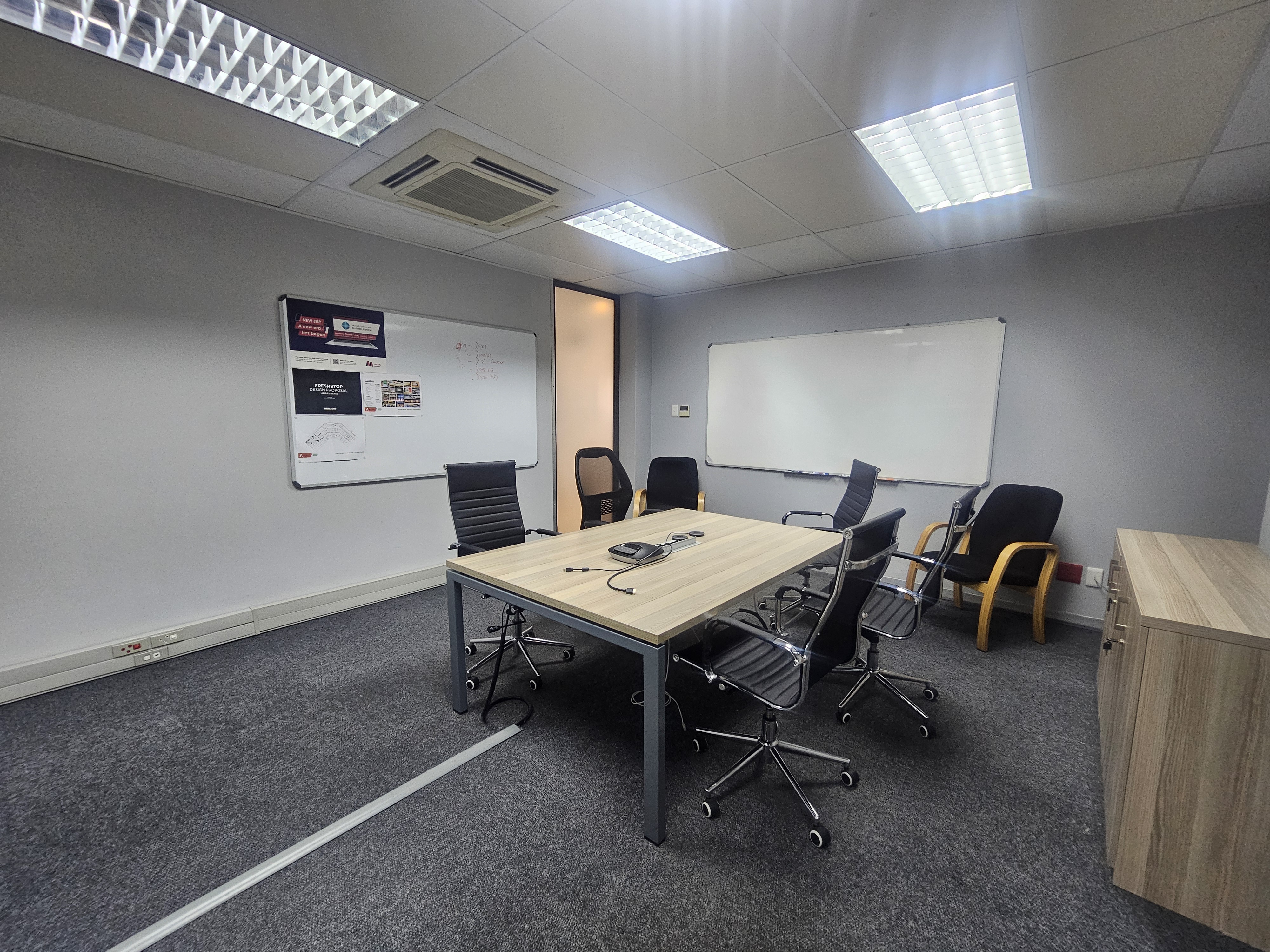 684m² Office Space to rent at Waterside Place in Tyger Valley