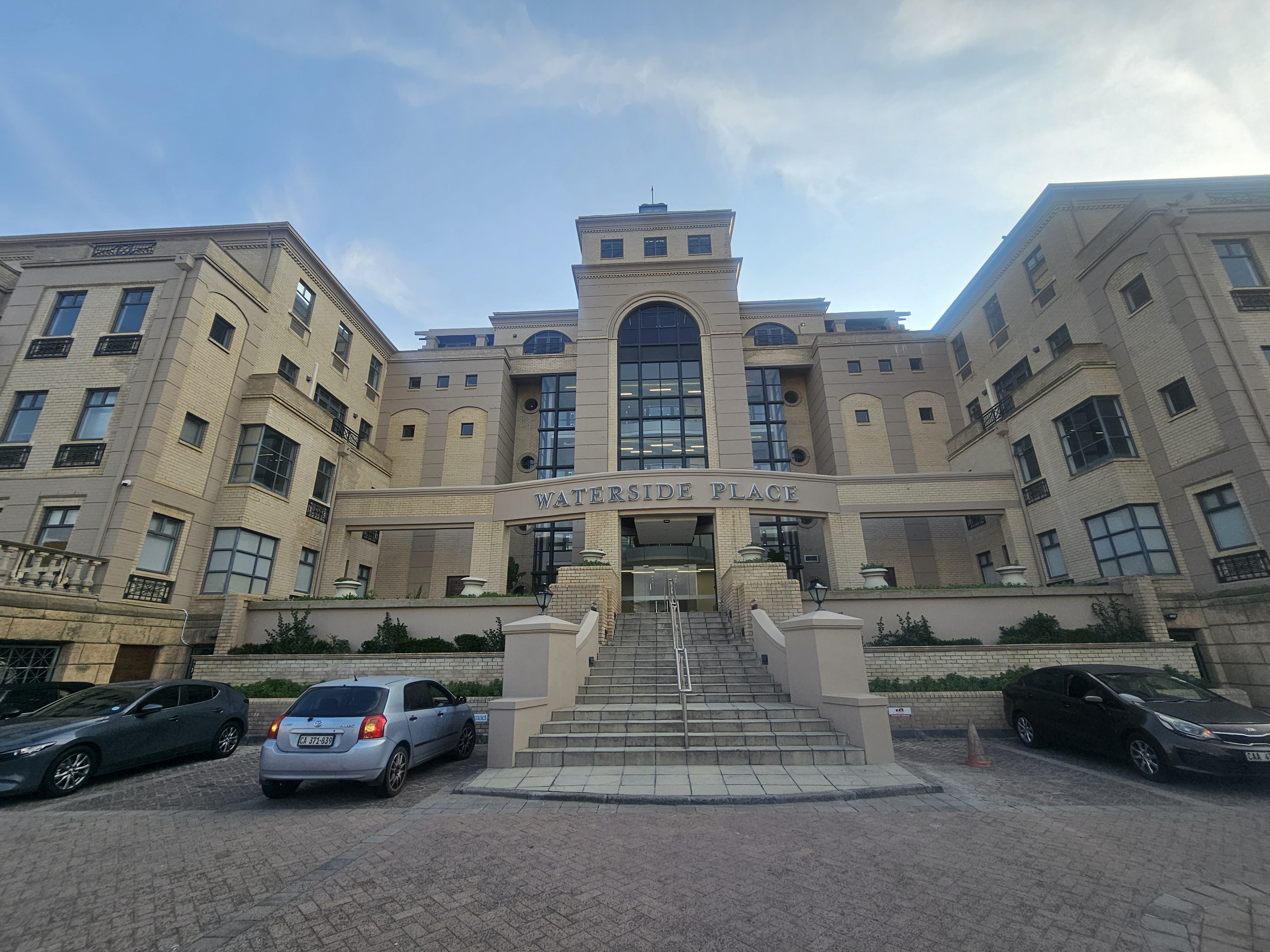 684m² Office Space to rent at Waterside Place in Tyger Valley