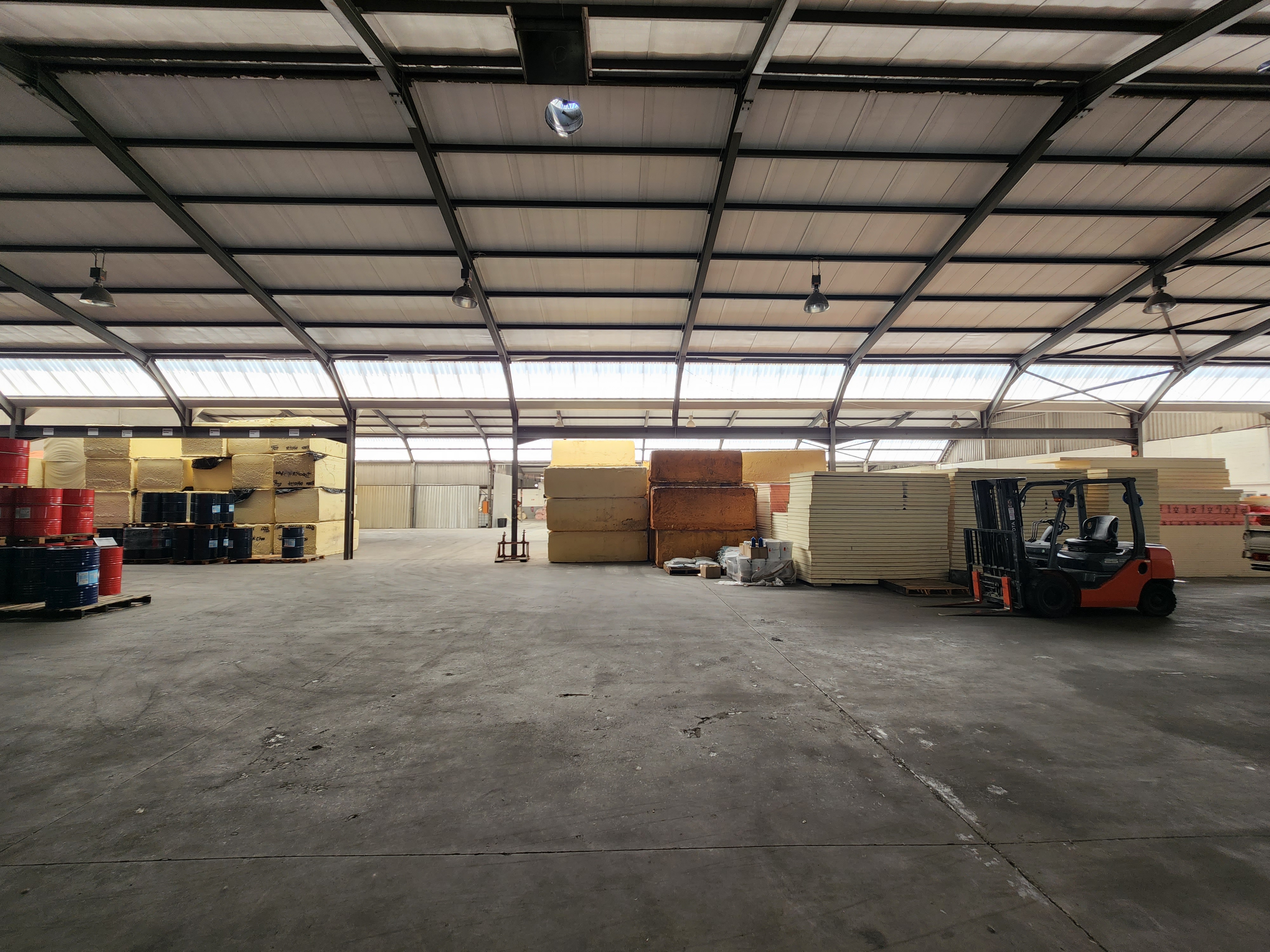 Warehouse to rent at 10 Lood Street - Brackenfell in Brackenfell