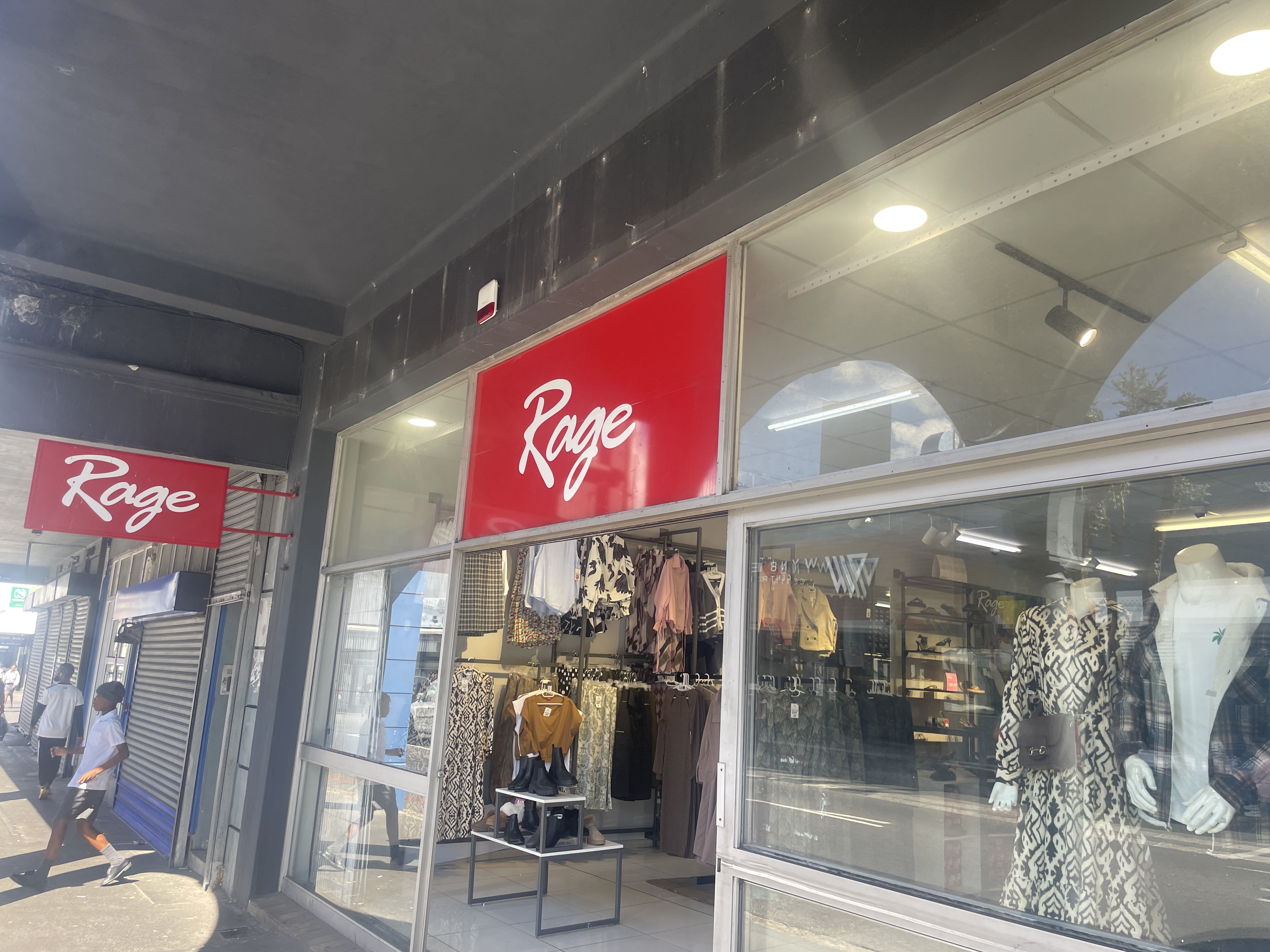 135m² Retail Shops to rent at 130 On Main in Wynberg