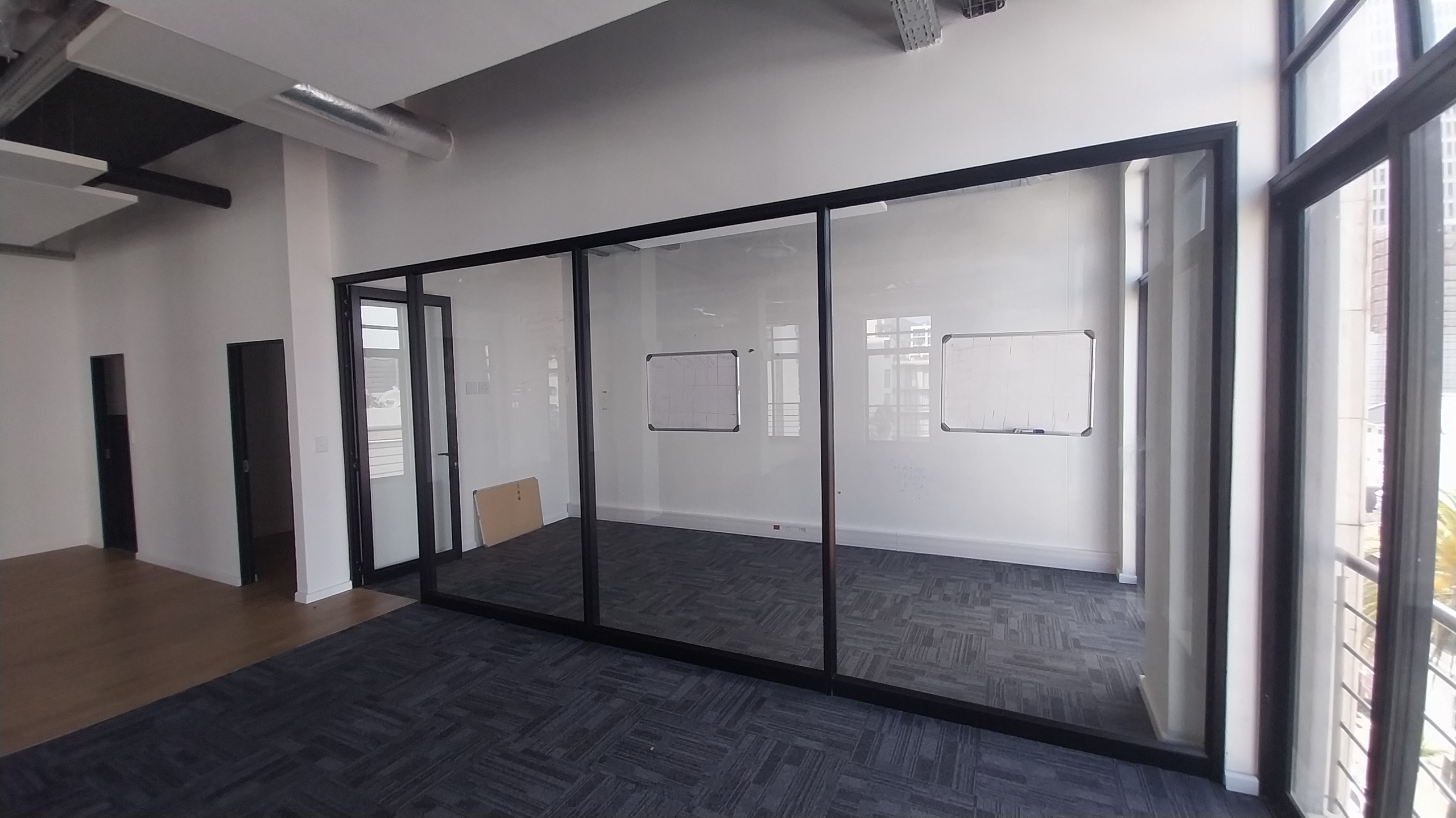 215m² Office Space to rent at 172 Long Street in Cape Town CBD