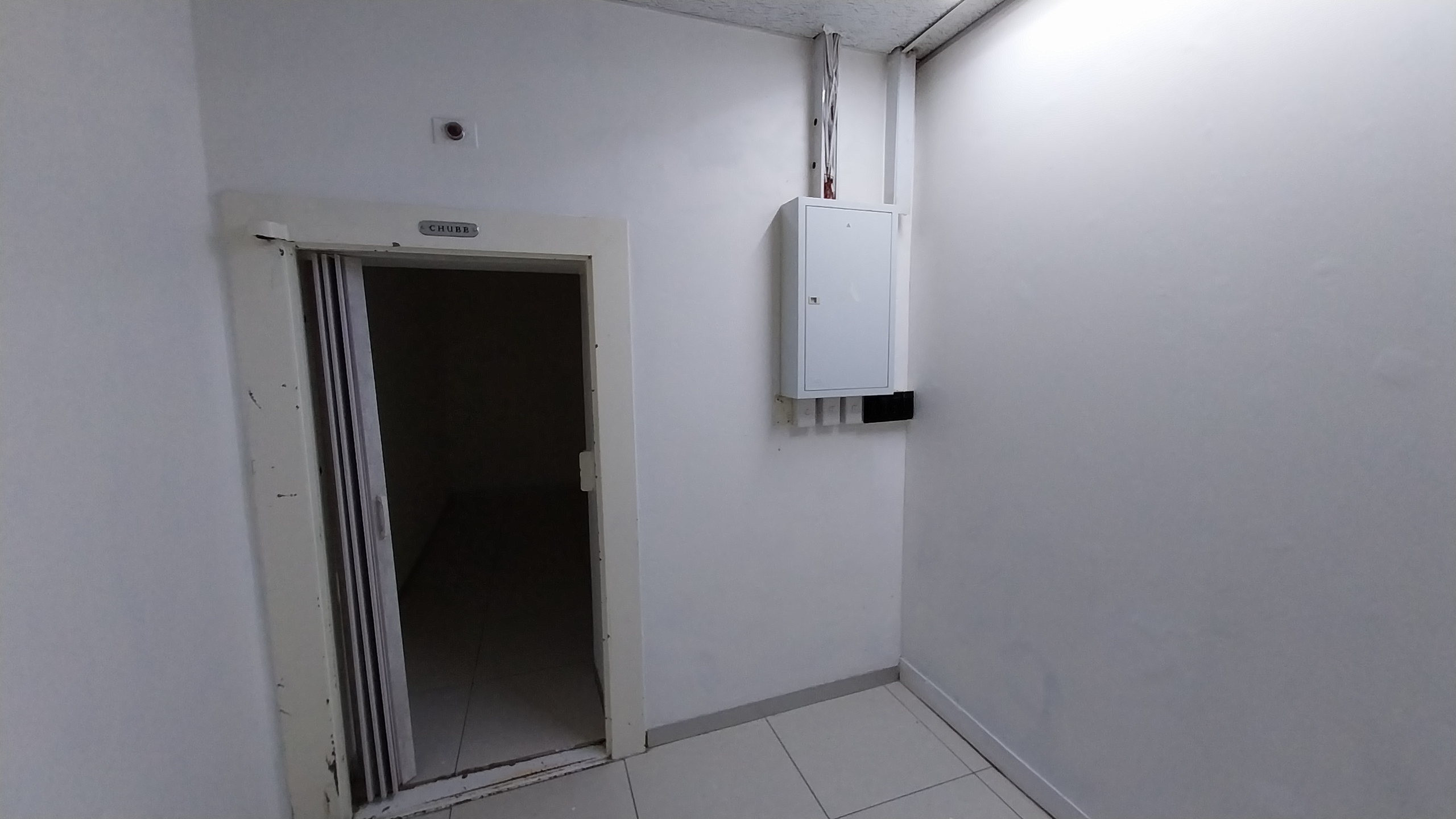148m² Retail Shops to rent at 32 St Georges Mall in Cape Town CBD