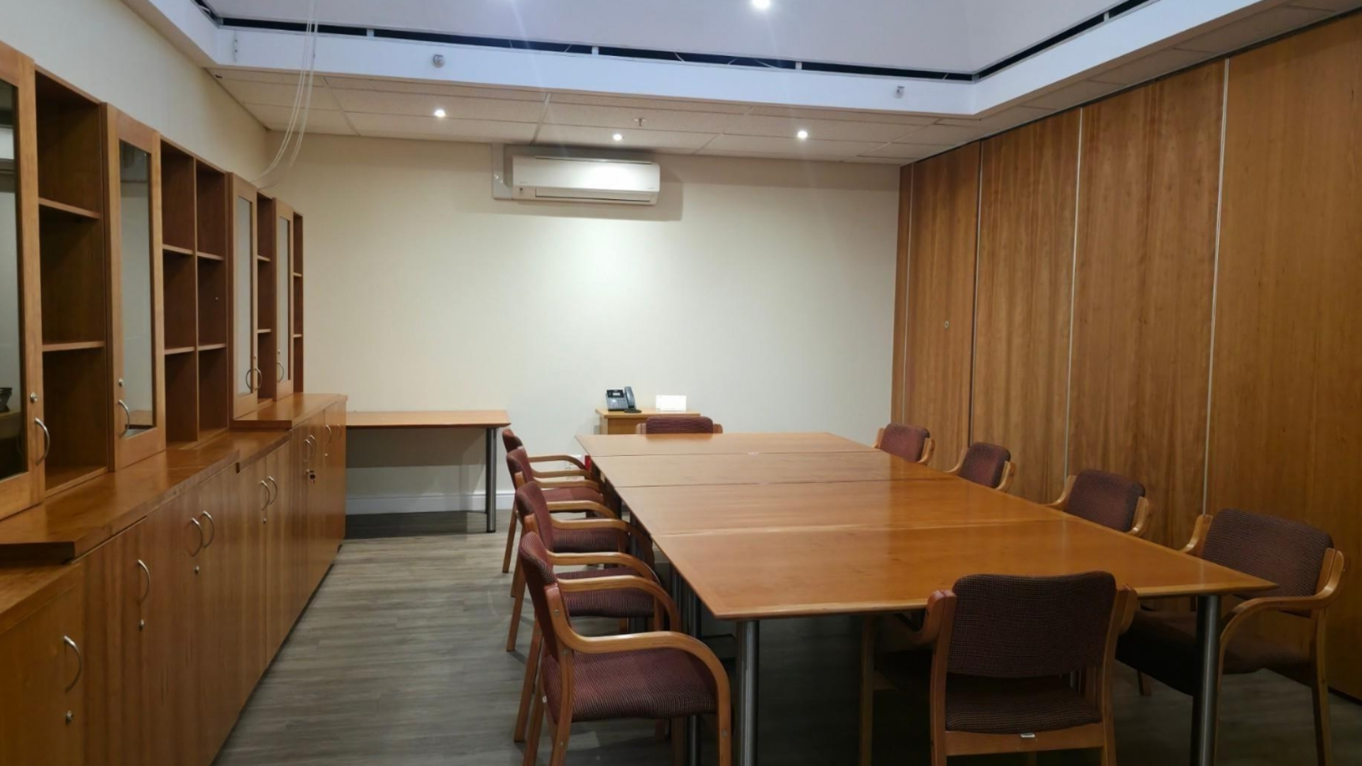 1 198m² Office Space to rent at 5 St Georges Mall in Cape Town CBD