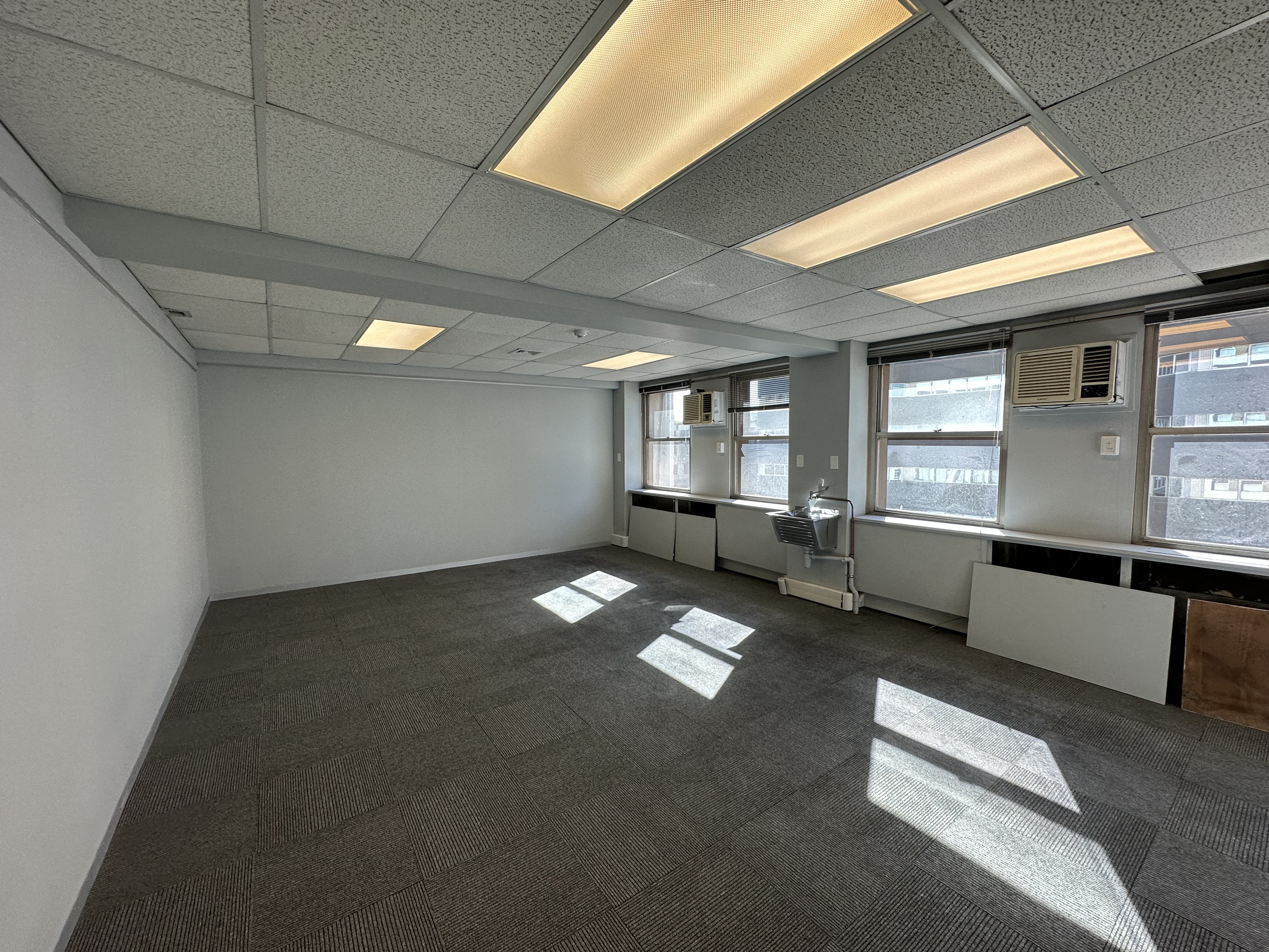 516m² Office Space to rent at 63 Strand Street in Cape Town CBD