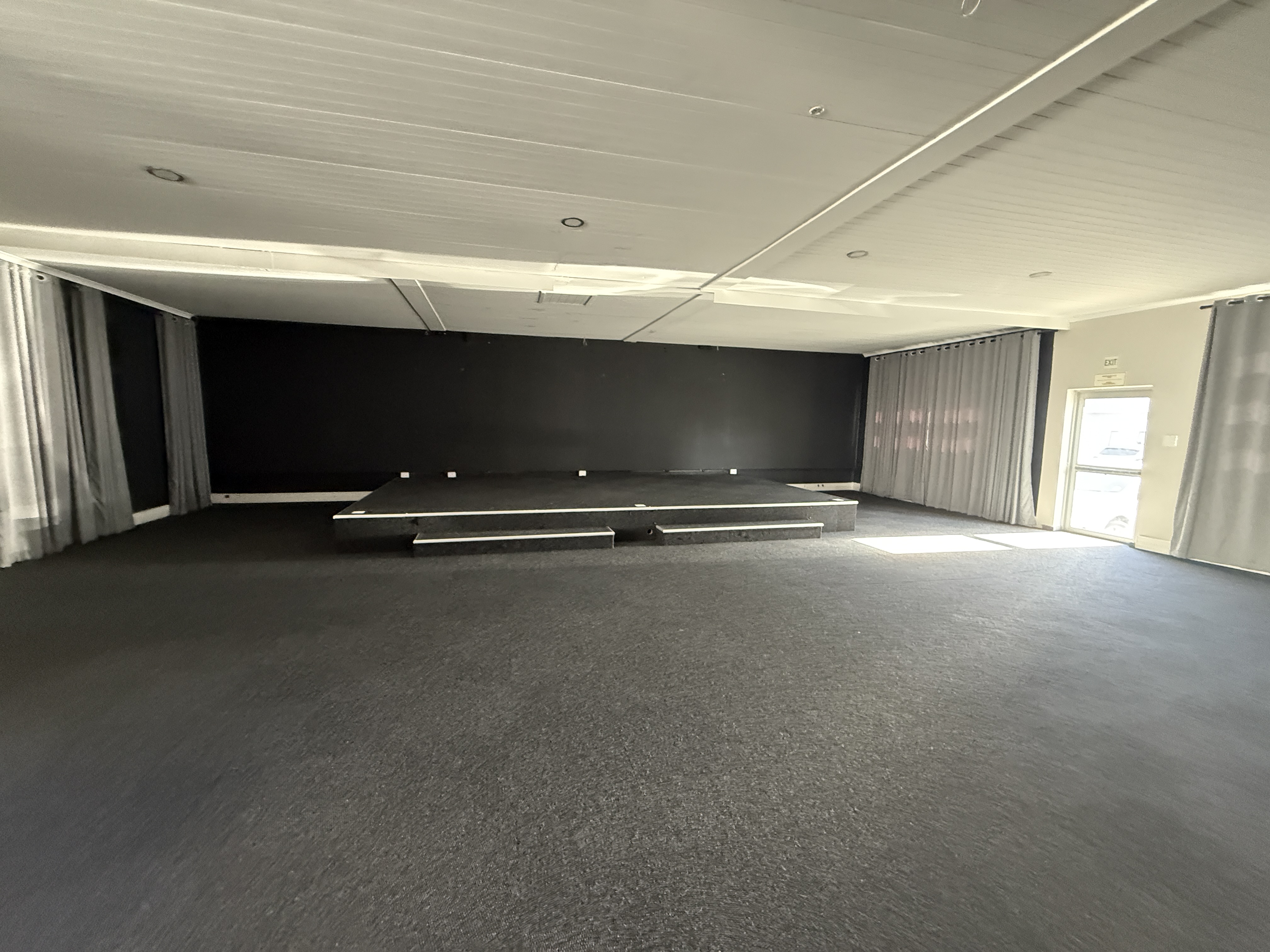 602m² Office Space to rent at Firgrove Business Park in Firgrove