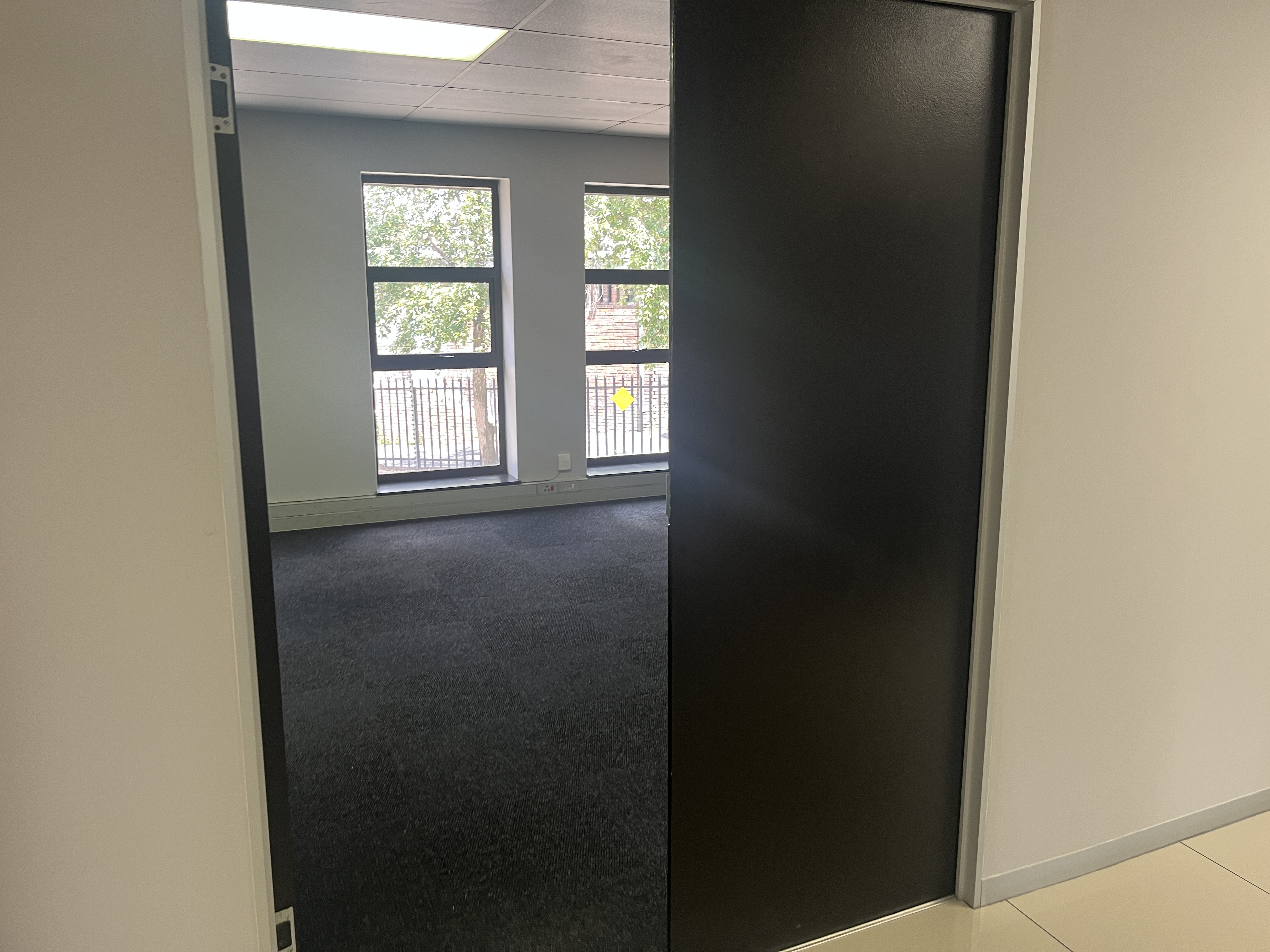 235m² Office Space to rent at Hurlingham Office Park in Hurlingham
