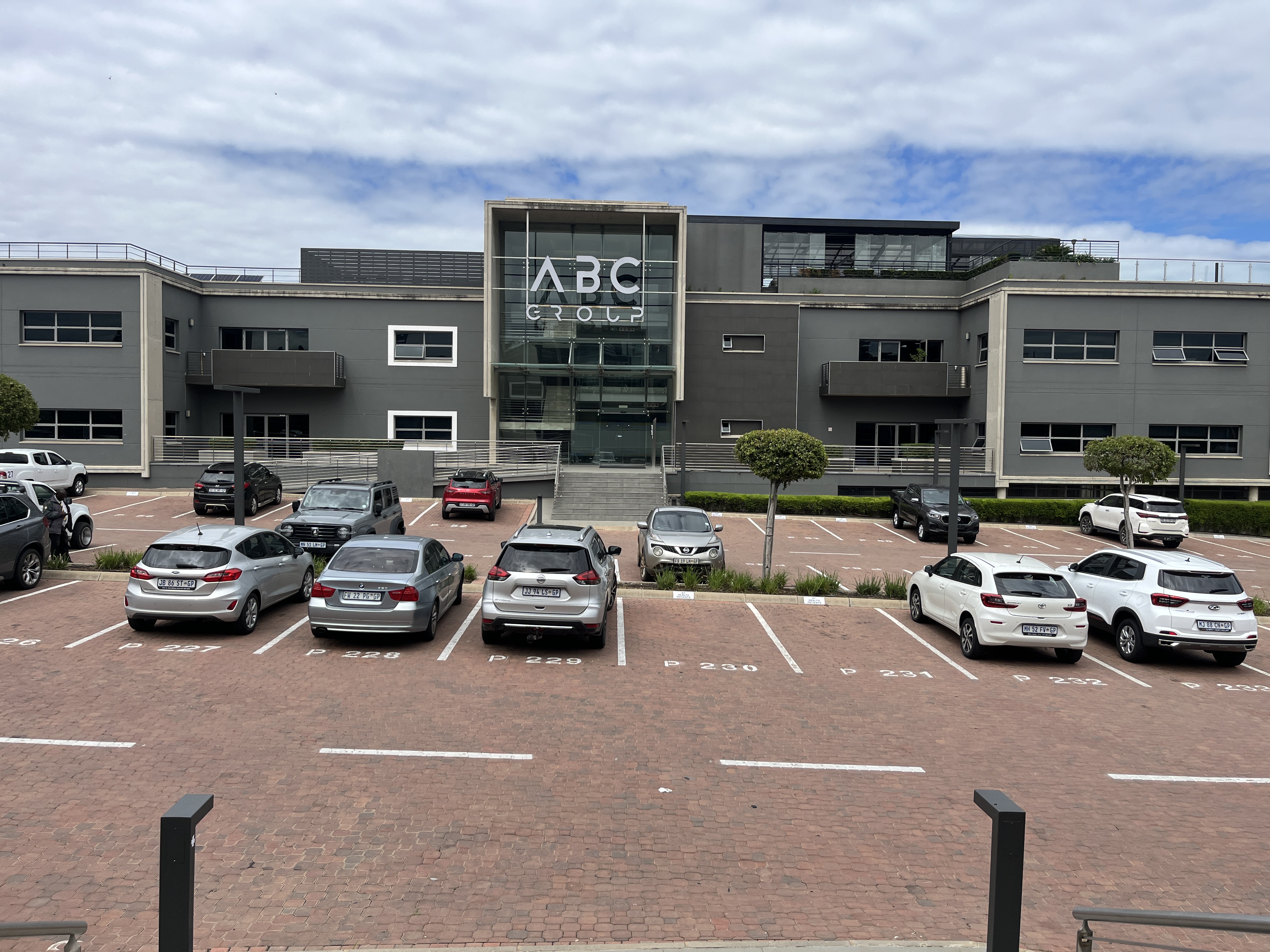 Office Space to rent at  in Dainfern