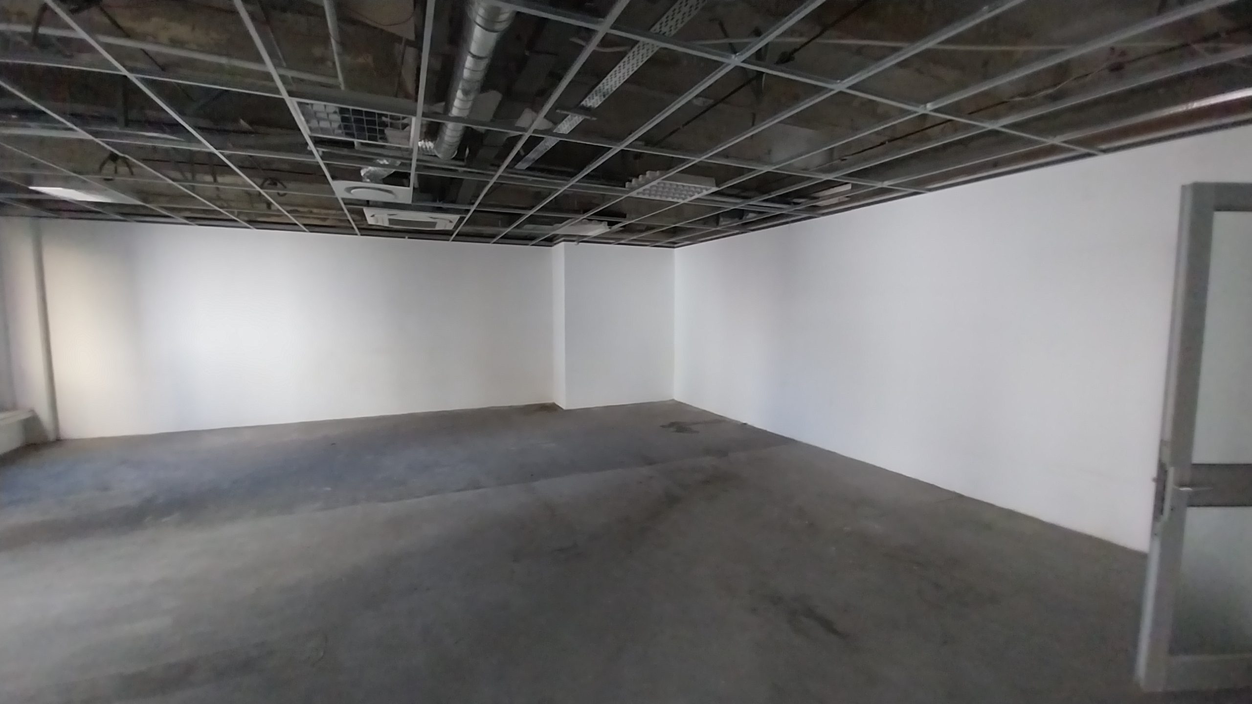 297m² Office Space to rent at Matador Centre in Cape Town CBD
