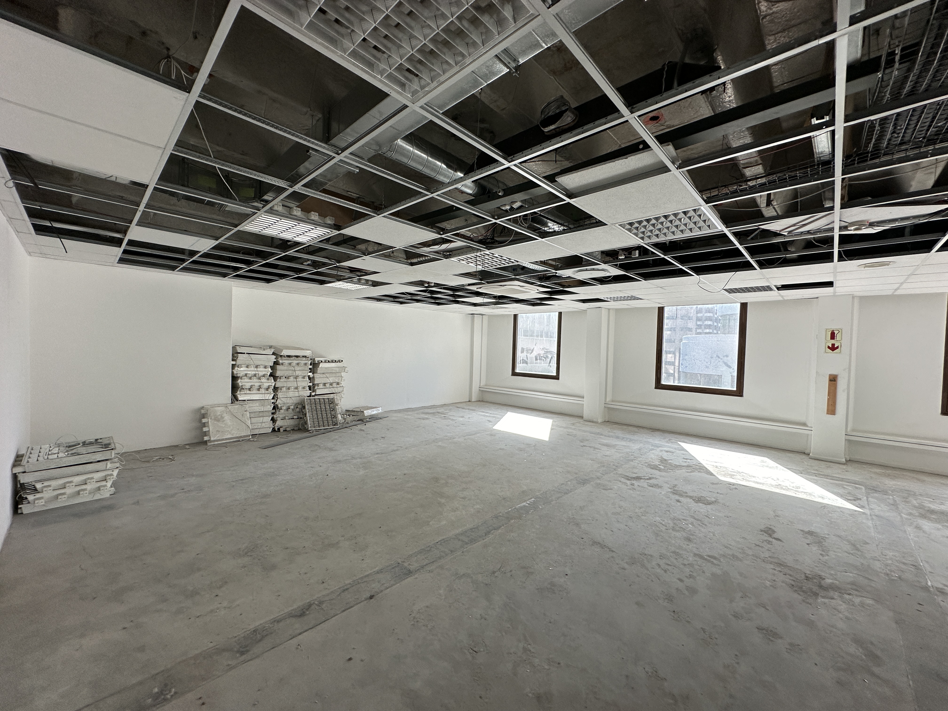 1 115m² Office Space to rent at Matador Centre in Cape Town CBD