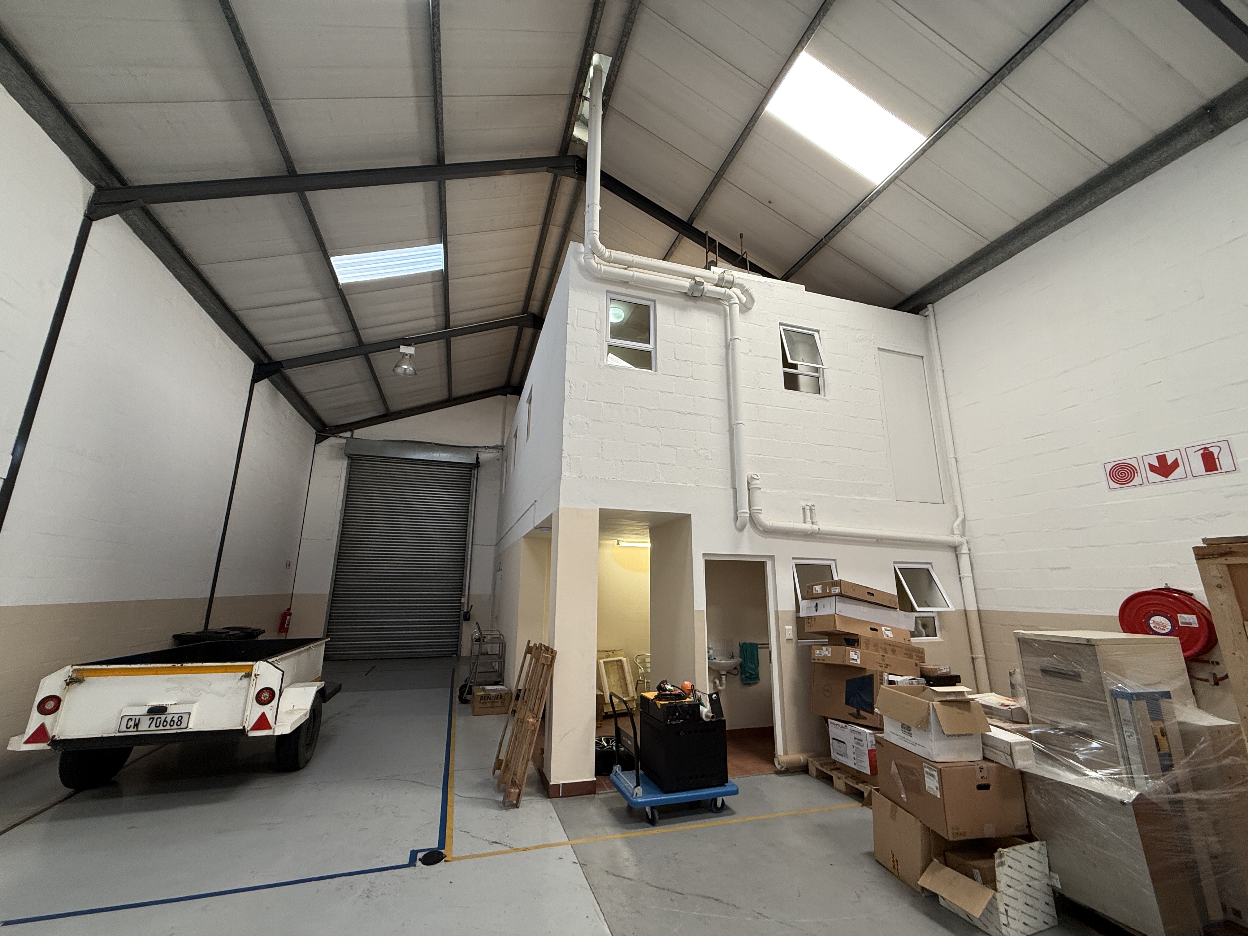 259m² Warehouse to rent at Meerlust Park - Asla Park in Strand