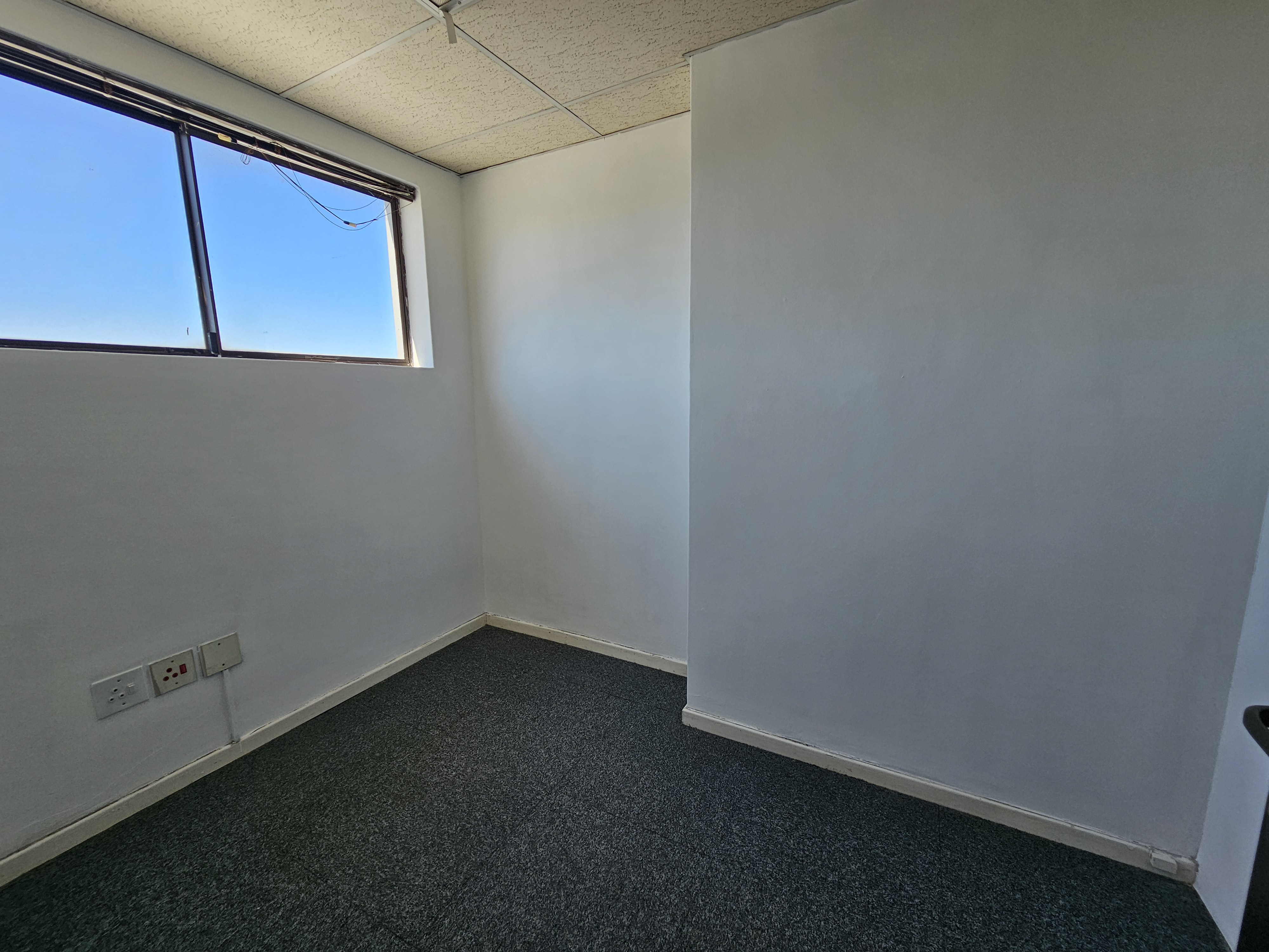 604m² Office Space to rent at Omni Park in Bo Oakdale