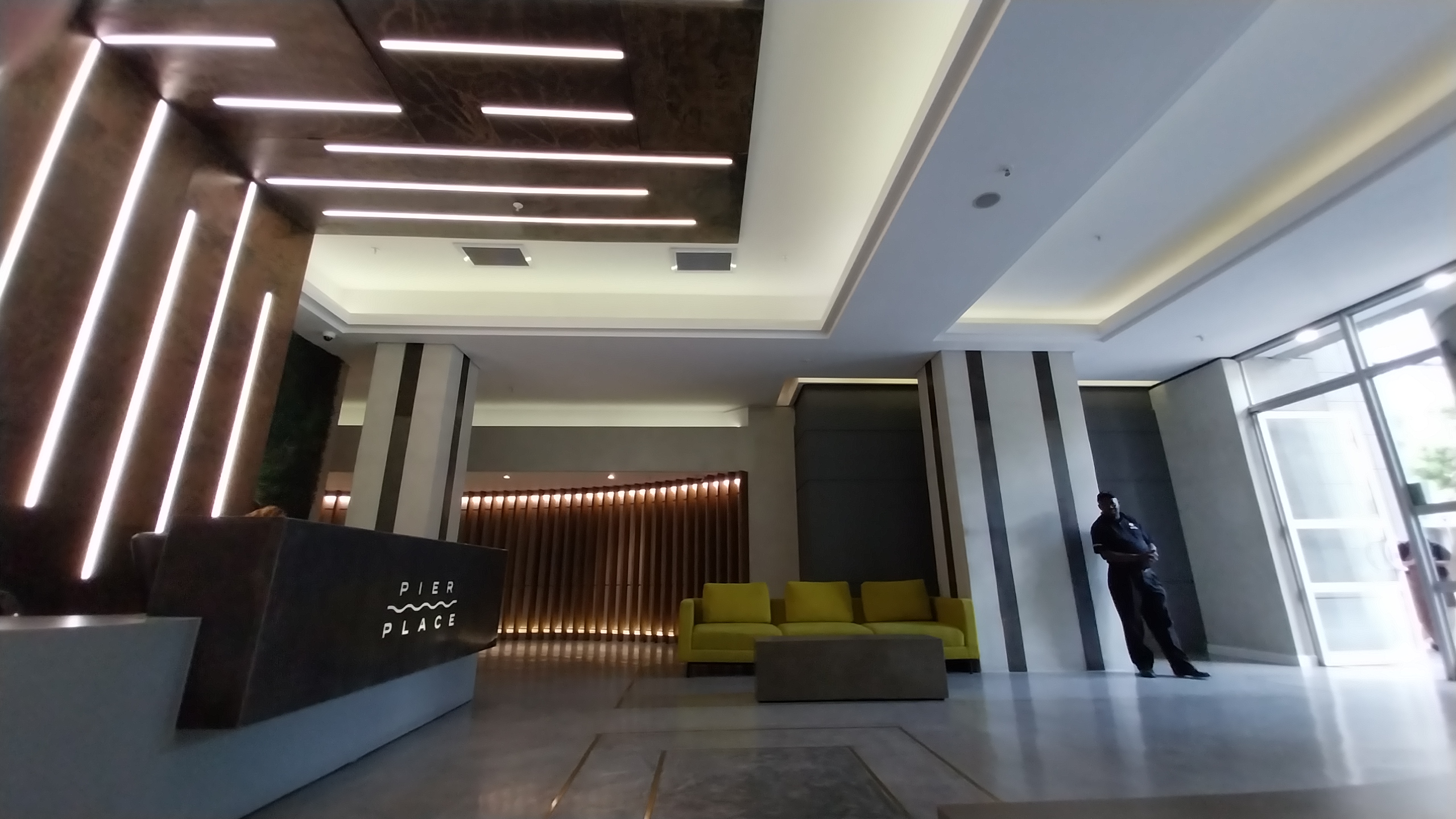363m² Retail Shops to rent at Pier Place in Foreshore