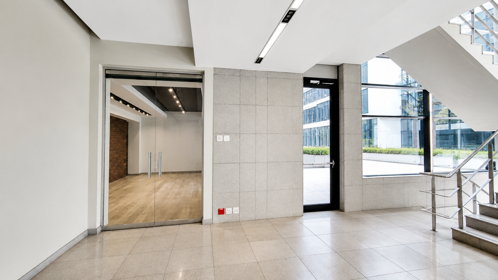 5 141m² Office Space to rent at The Boulevard Office Park in Woodstock