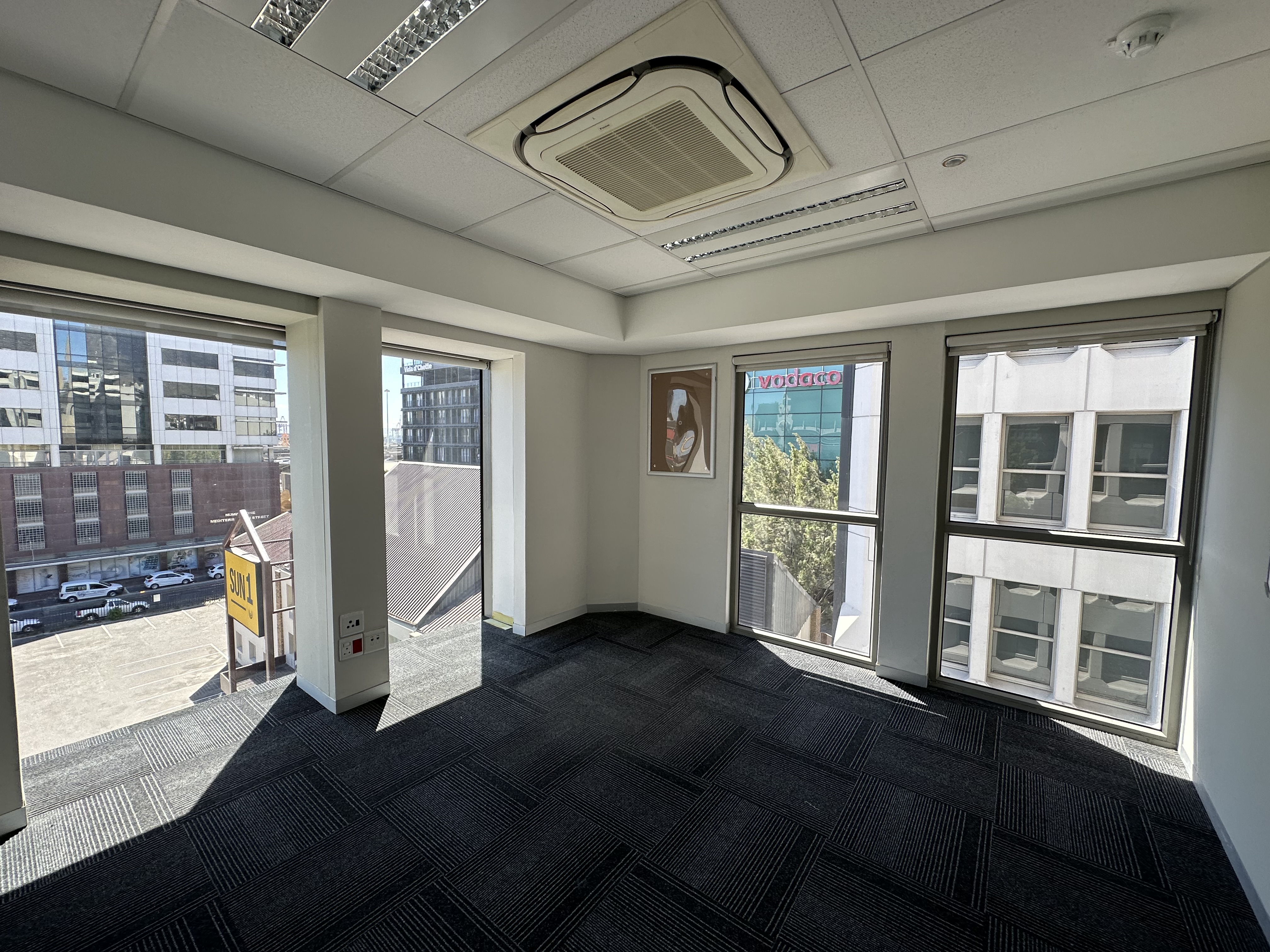 384m² Office Space to rent at Thomas Pattullo in Foreshore