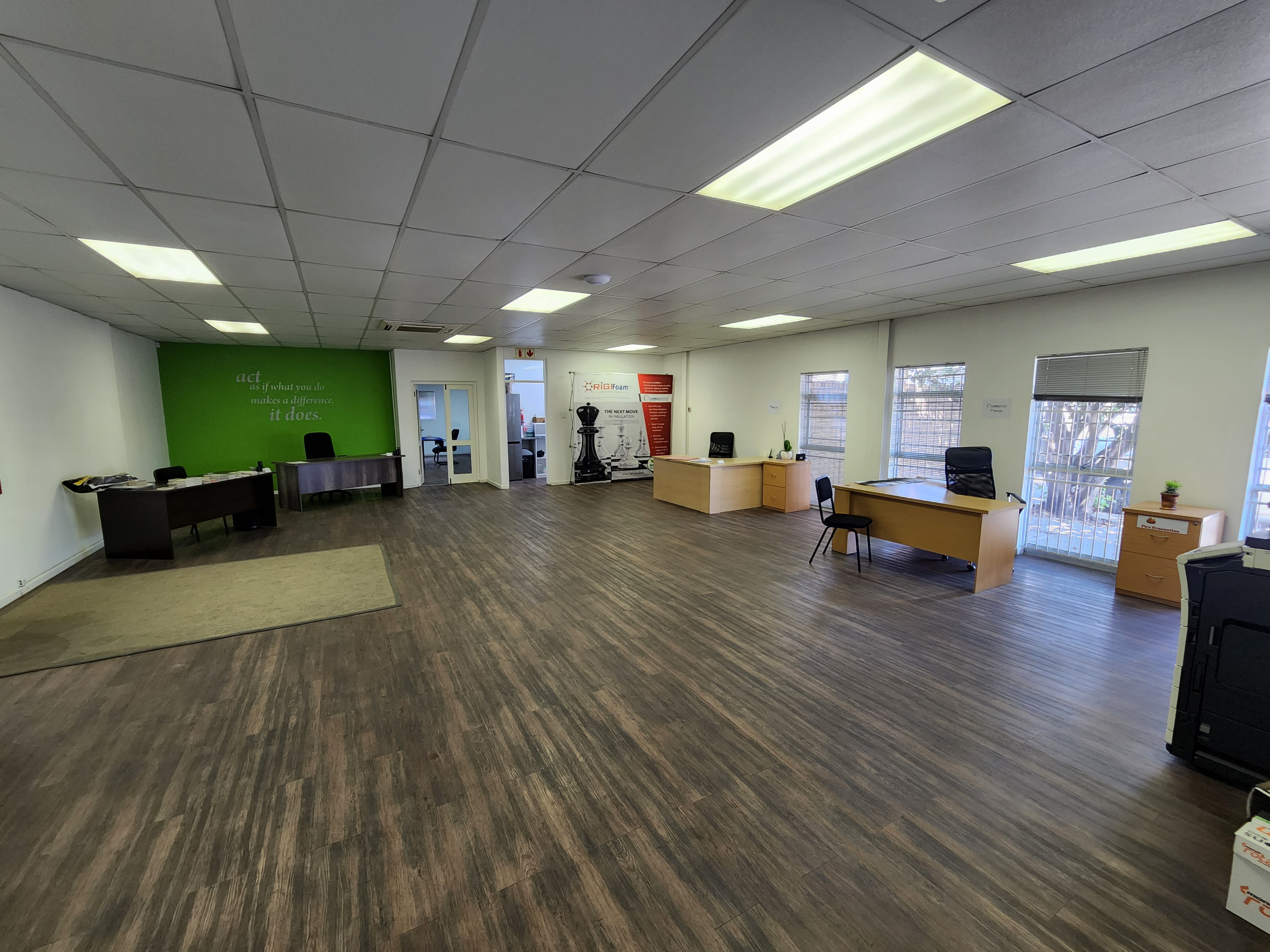 3 170m² Warehouse to rent at 10 Lood Street - Brackenfell in Brackenfell
