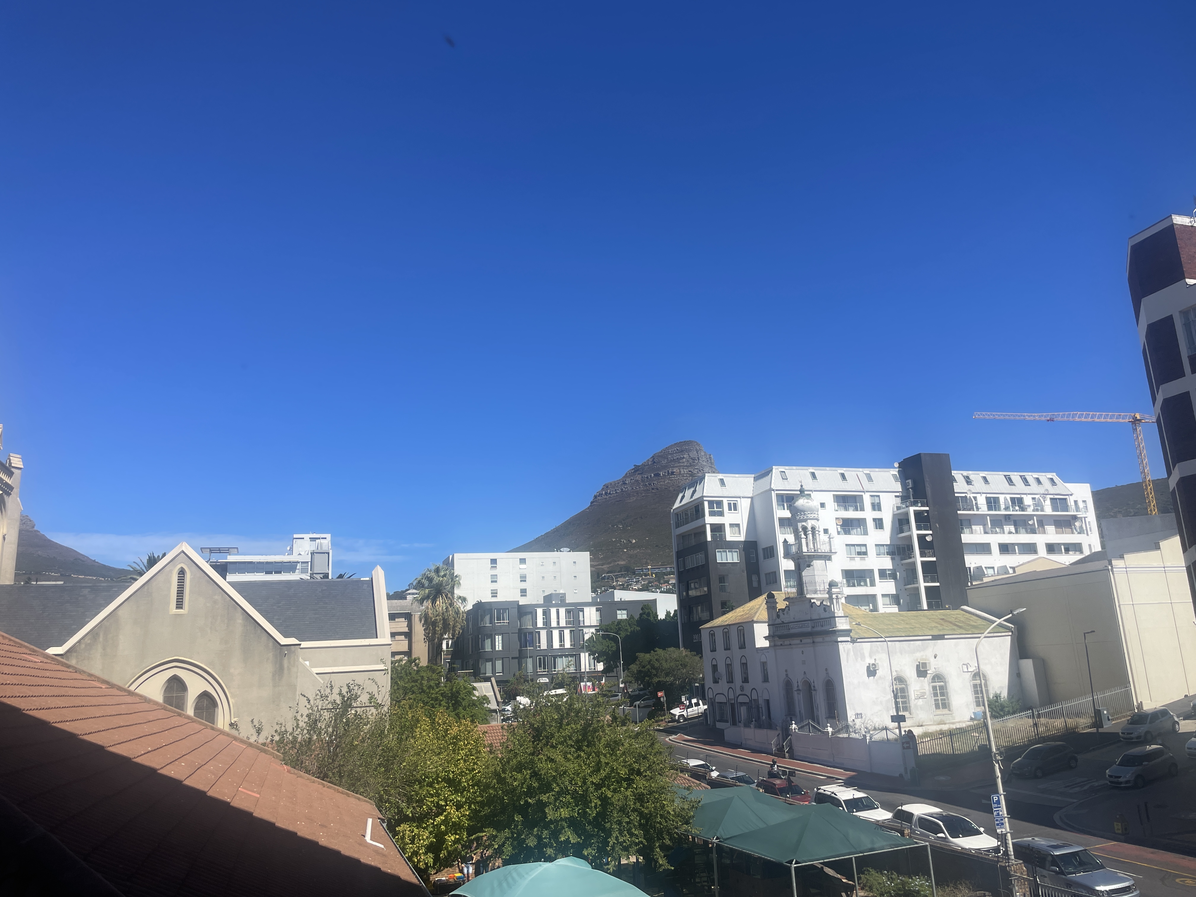 347m² Office Space to rent at 199 Loop Street - Graphic Centre in Cape Town CBD