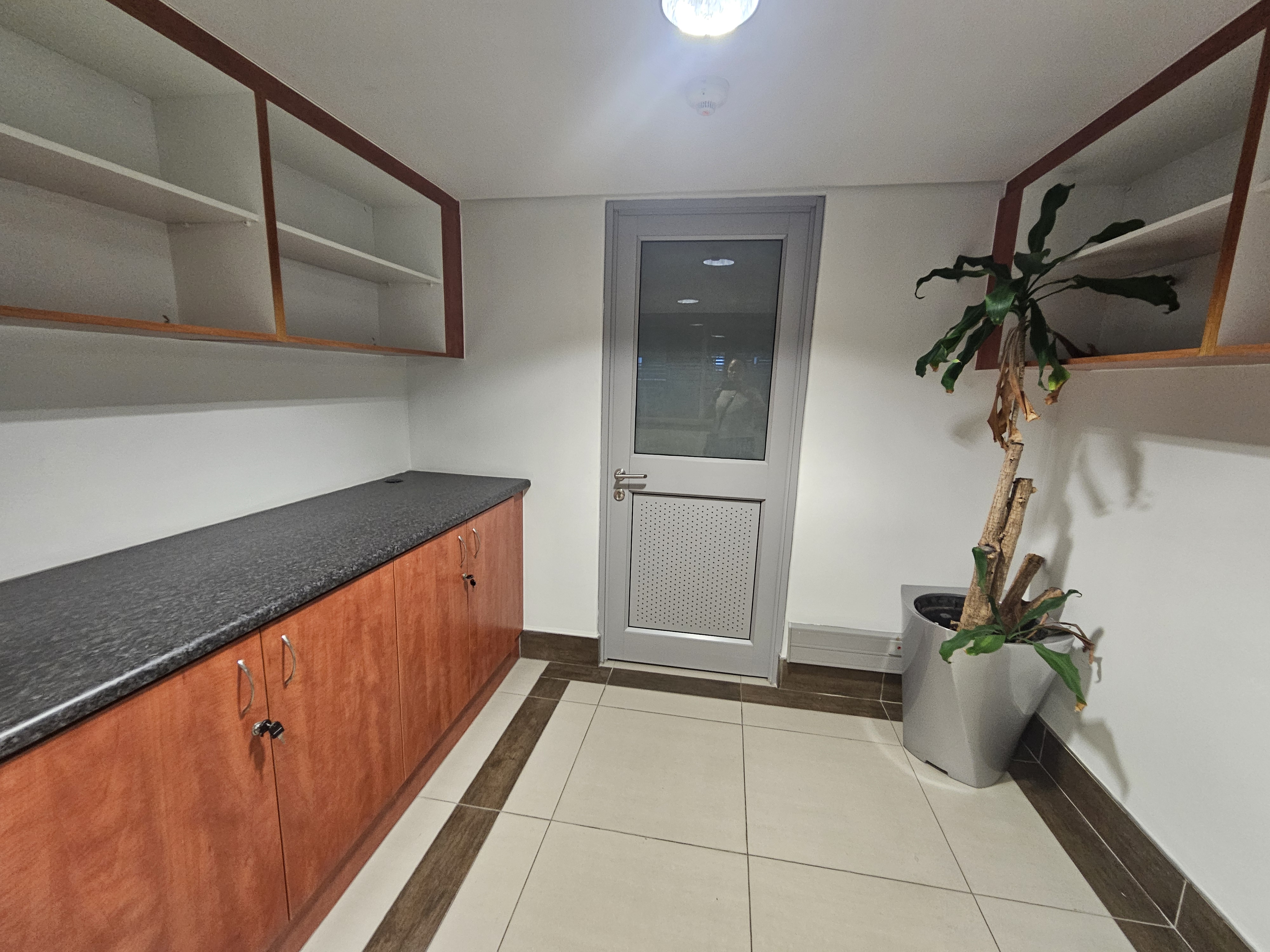 668m² Office Space to rent at 33 On Heerengracht in Cape Town CBD